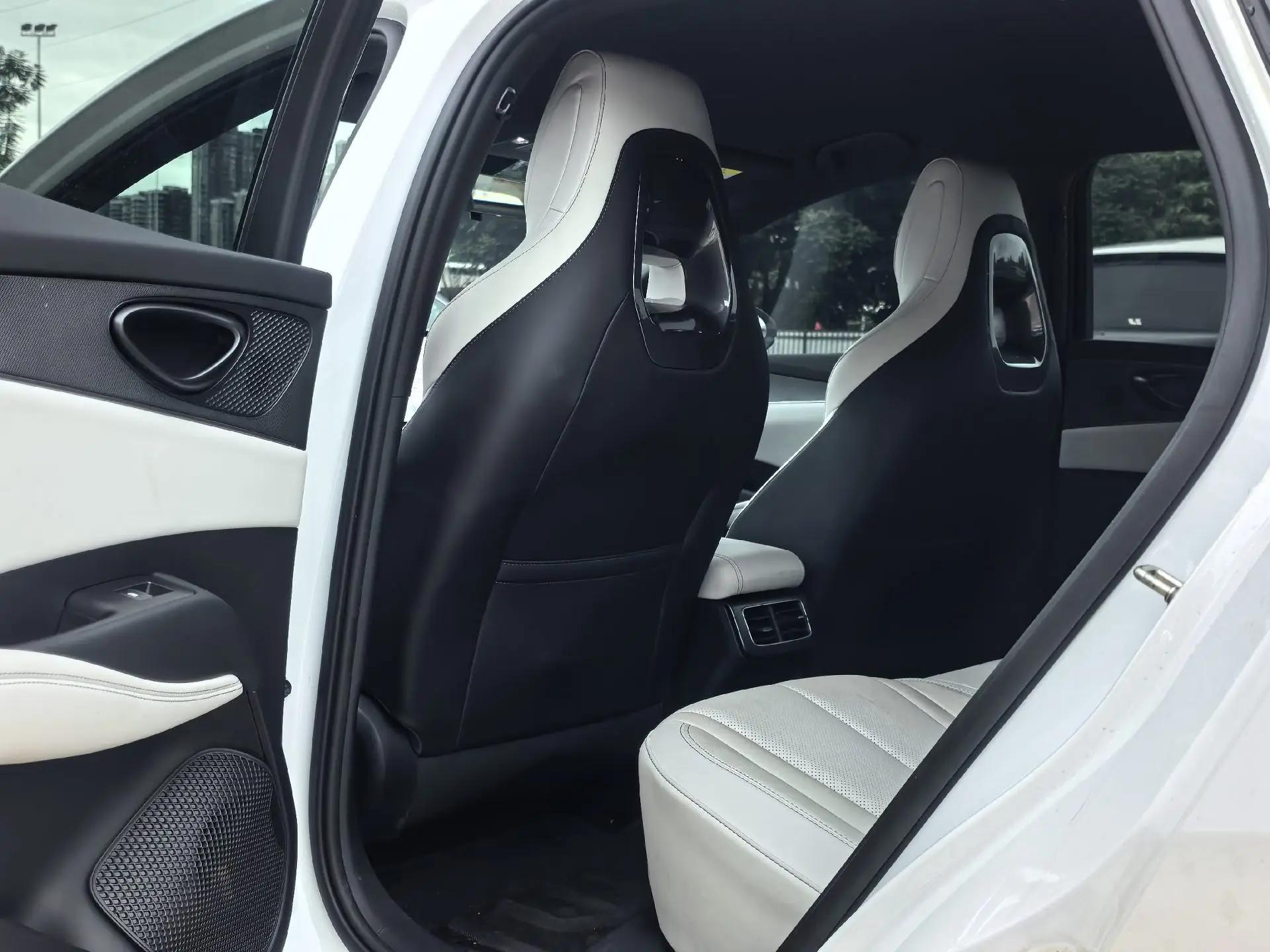 Seal 06 DM-i 2024 DM-i 80KM Honorable Model 10