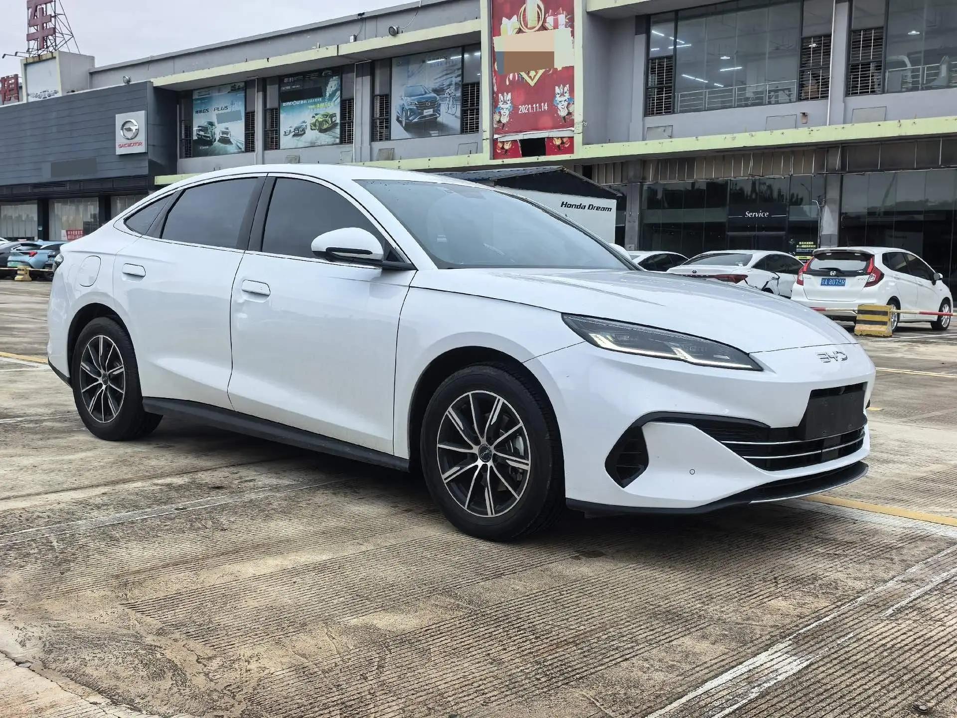 Seal 06 DM-i 2024 DM-i 80KM Honorable Model 3