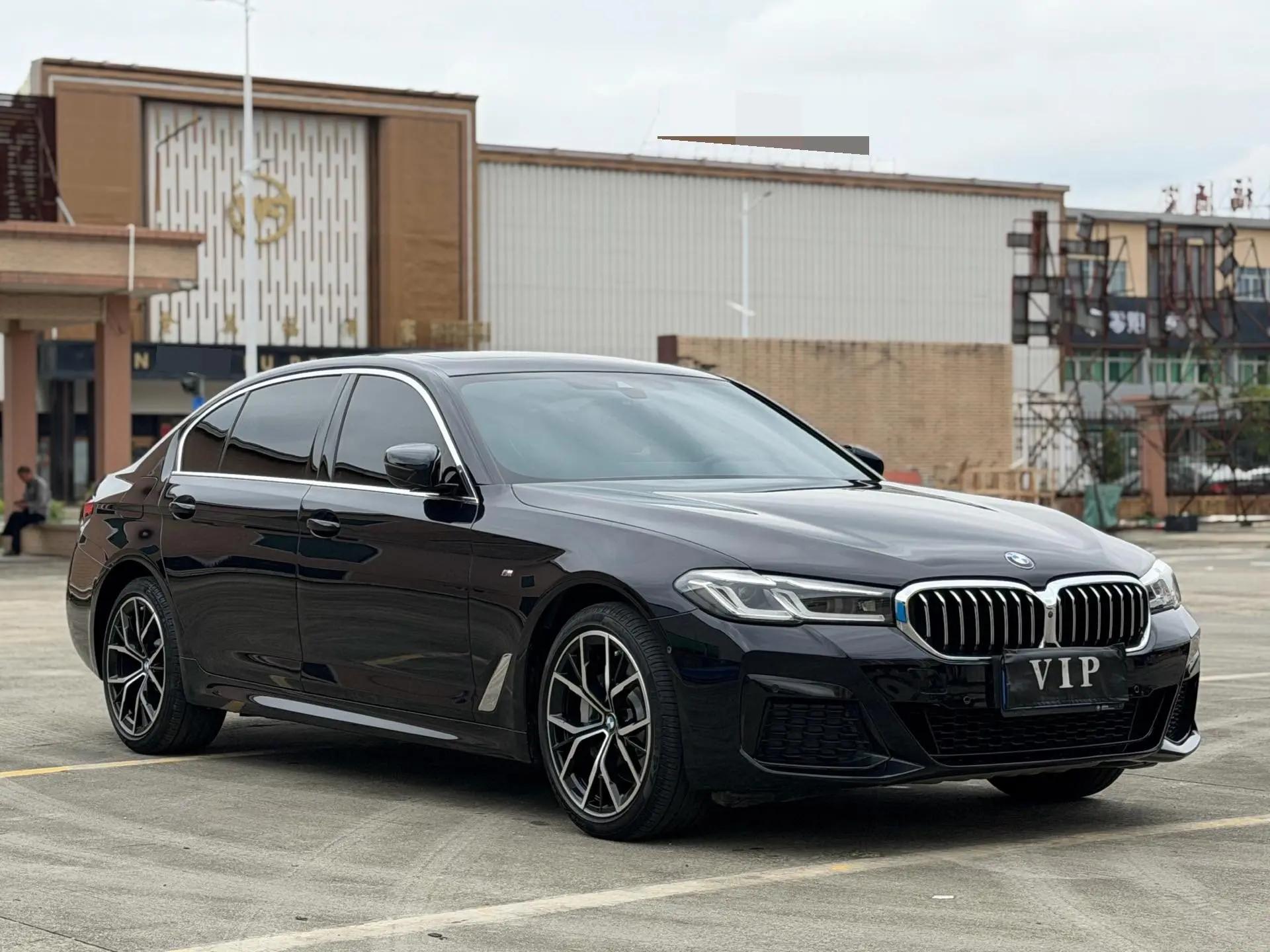 BMW 5 Series 2021 530Li Exclusive M Sports Suit 3