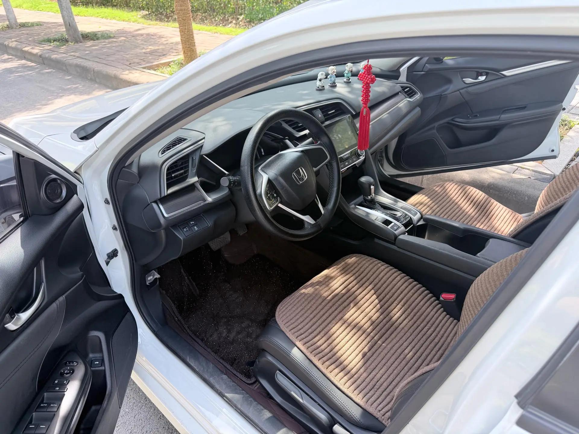 Civic 2019 220TURBO CVT Dynamic Edition National V 9
