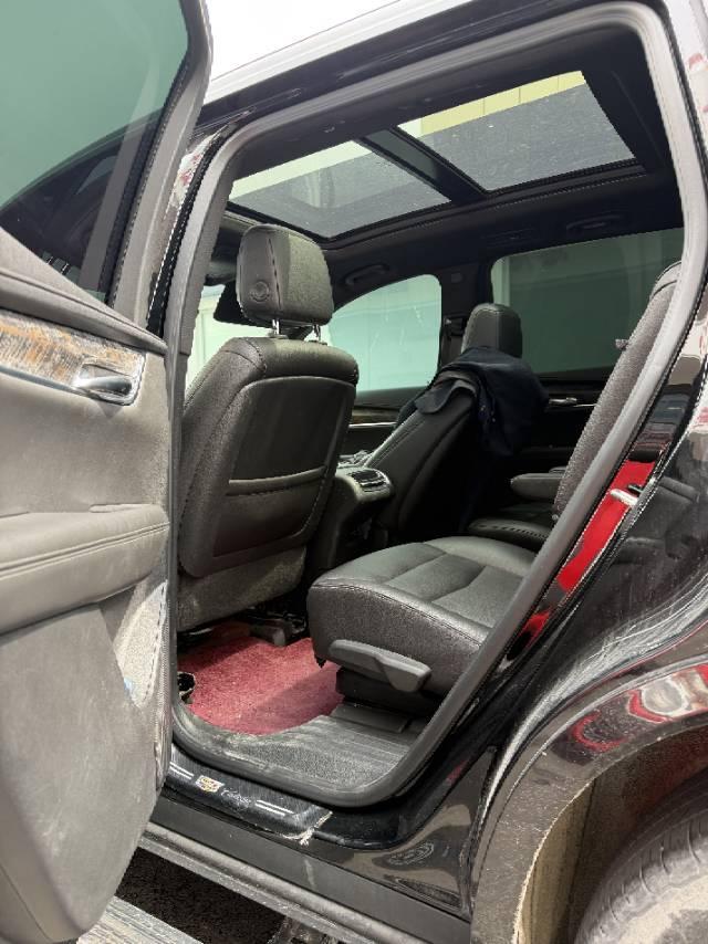 Cadillac XT6 2021 28T six-seat four-wheel drive fashion model 5