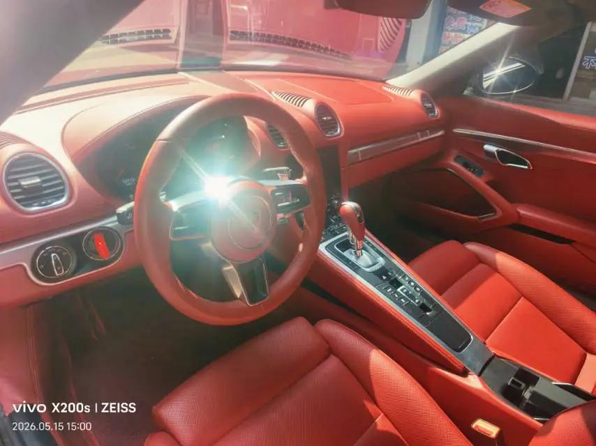 Porsche 718 2020 Boxster 2.0T 8