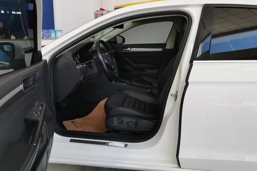 Ling Du 2021 280TSI DSG Comfort Edition 6