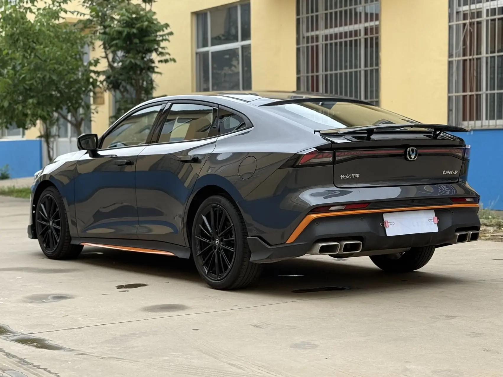 ChangAn 2024 UNI-V 1.5T Prestige Sports Automatic 9