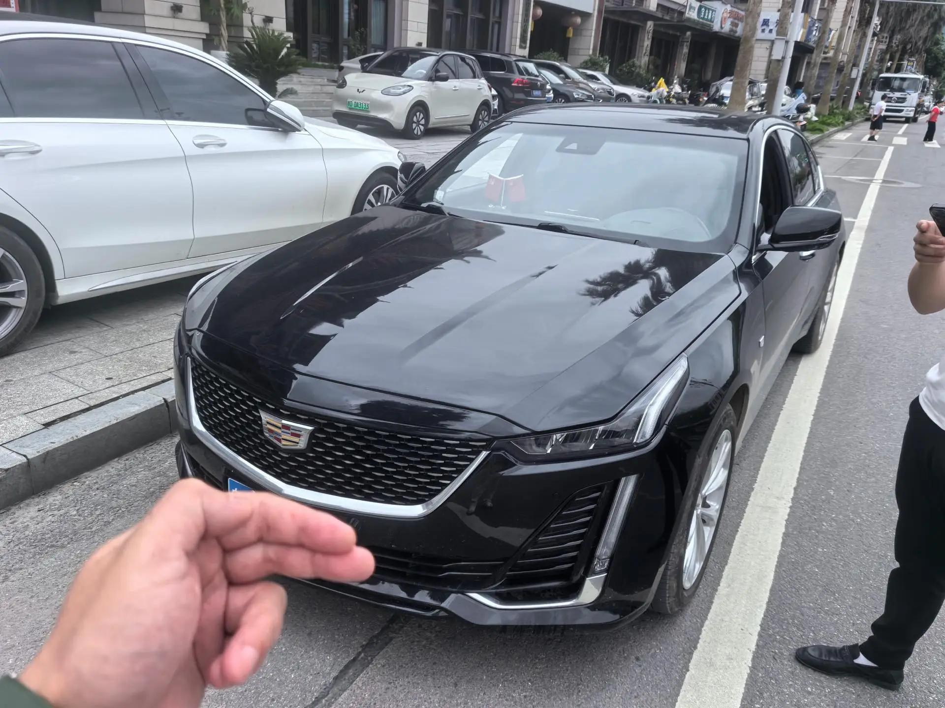 Cadillac CT5 2023 28T Luxury (Standard Edition)