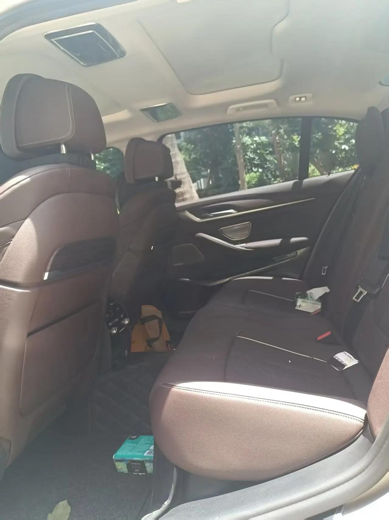 BMW 5 Series 2021 530Li Premium Luxury Suit 4