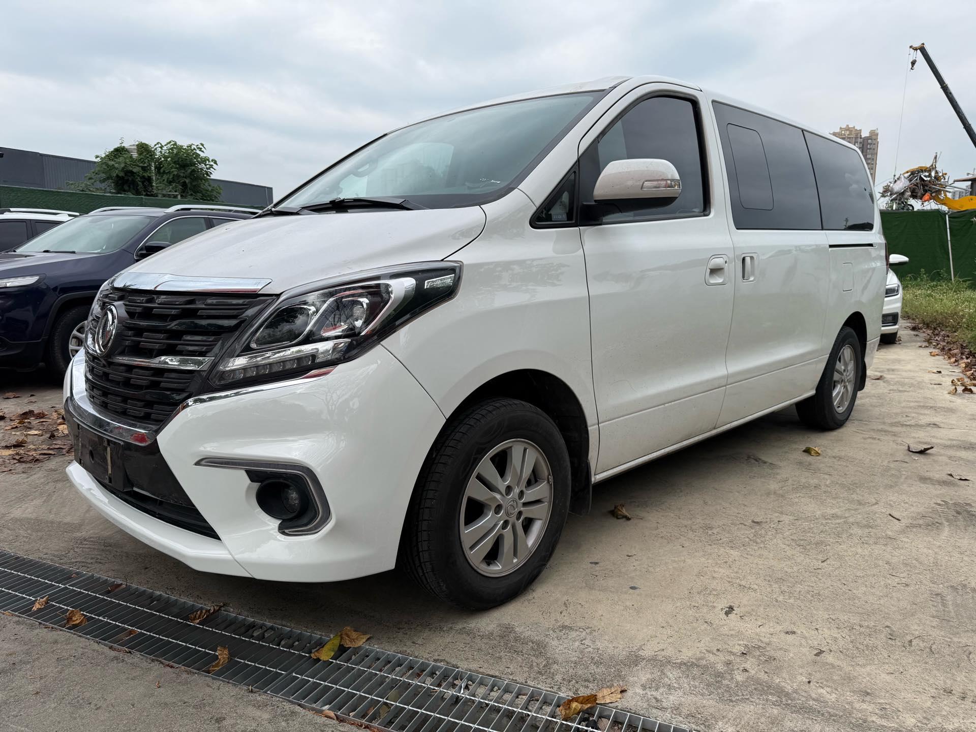 Fashion M7 2021 1.8T Manual Luxury Model