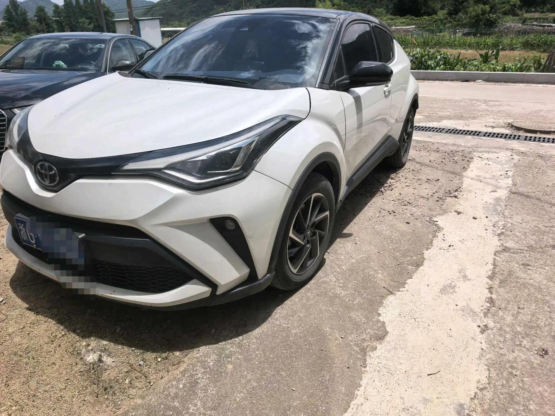 Toyota C- HR 2022 2.0L Leading Edition