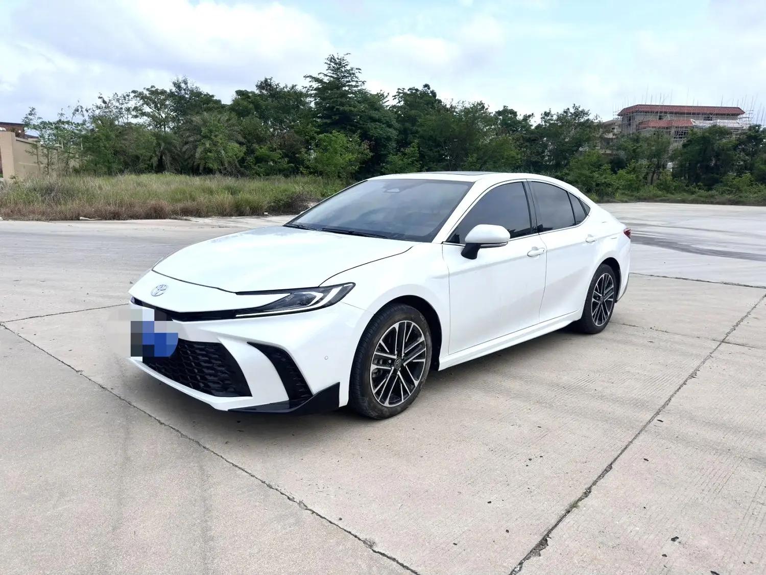 Toyota 2026 Camry Dual Engine 2.0HSE CVT Sport Lite Edition Automatic