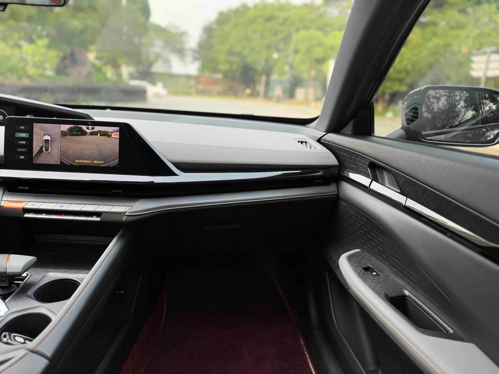 ChangAn UNI-V 2022 1.5T Smart Pilot 12