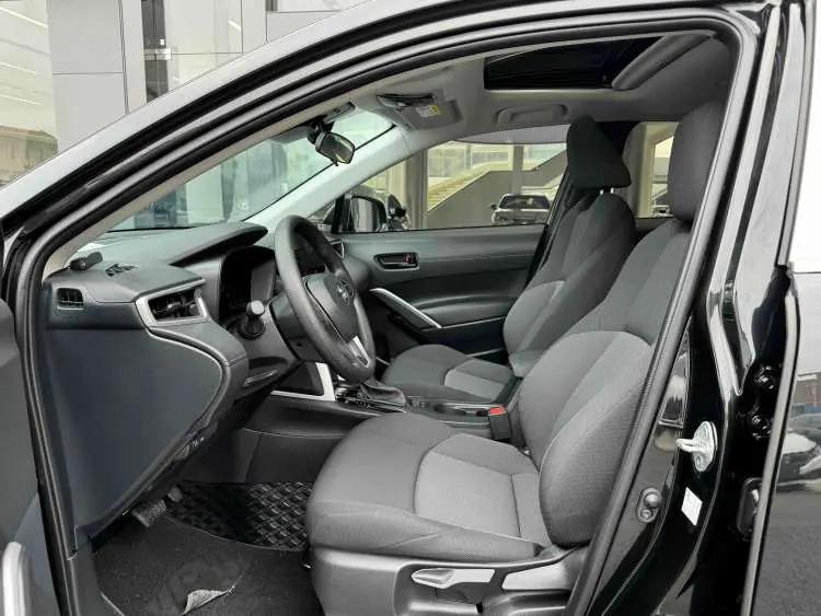 Toyota 2023 Frontlander 2.0 CVT Leading Edition Automatic 4