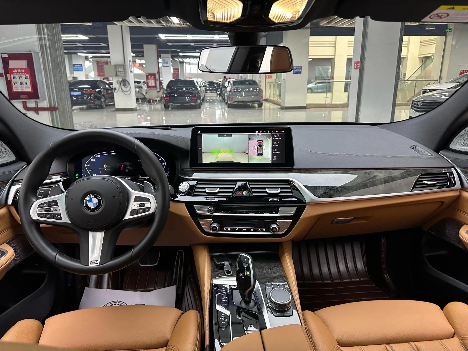 BMW 6 GT 2021 630i M sports suit 3