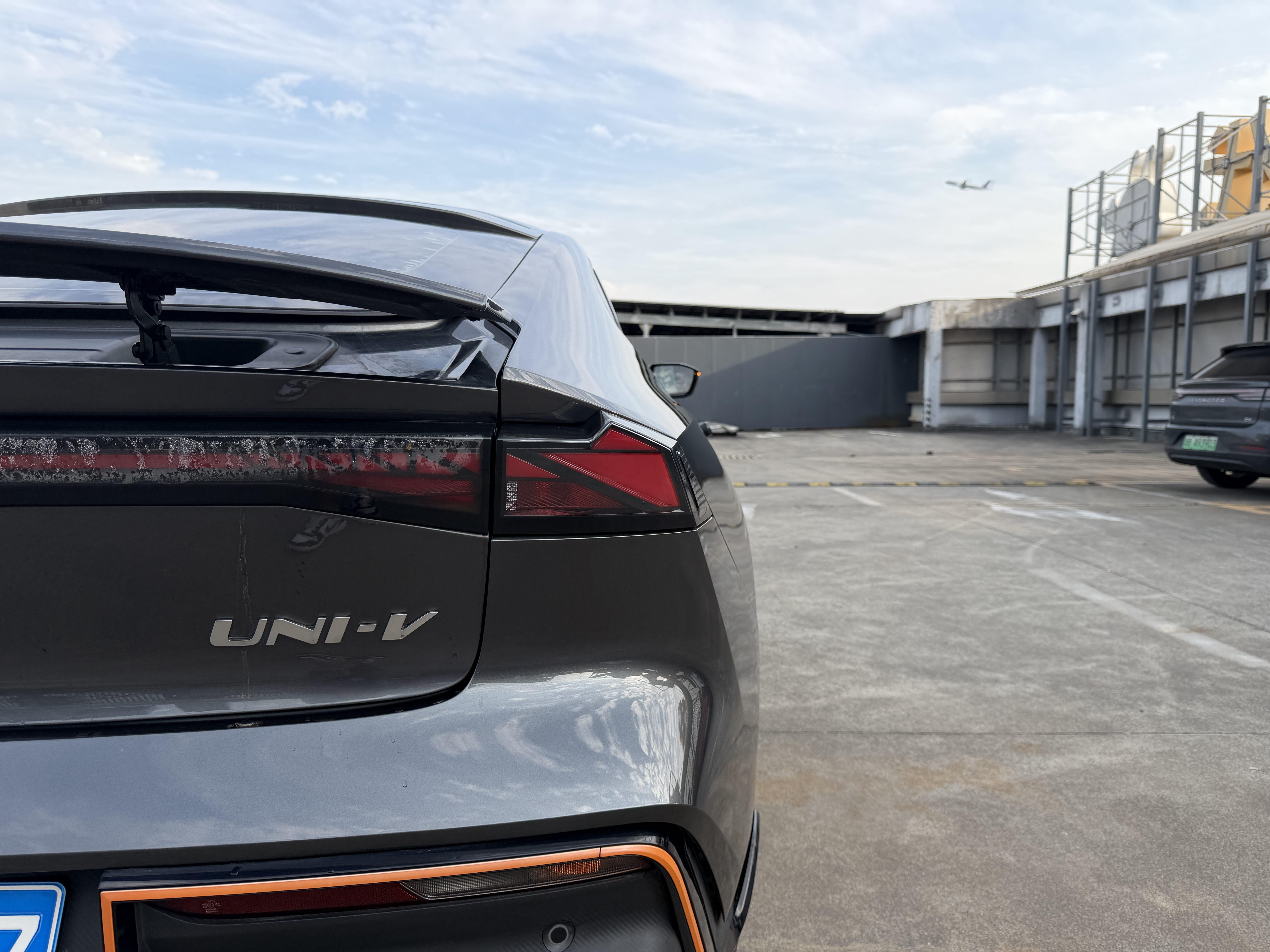 ChangAn UNI-V 2022 1.5T Sports Edition 6