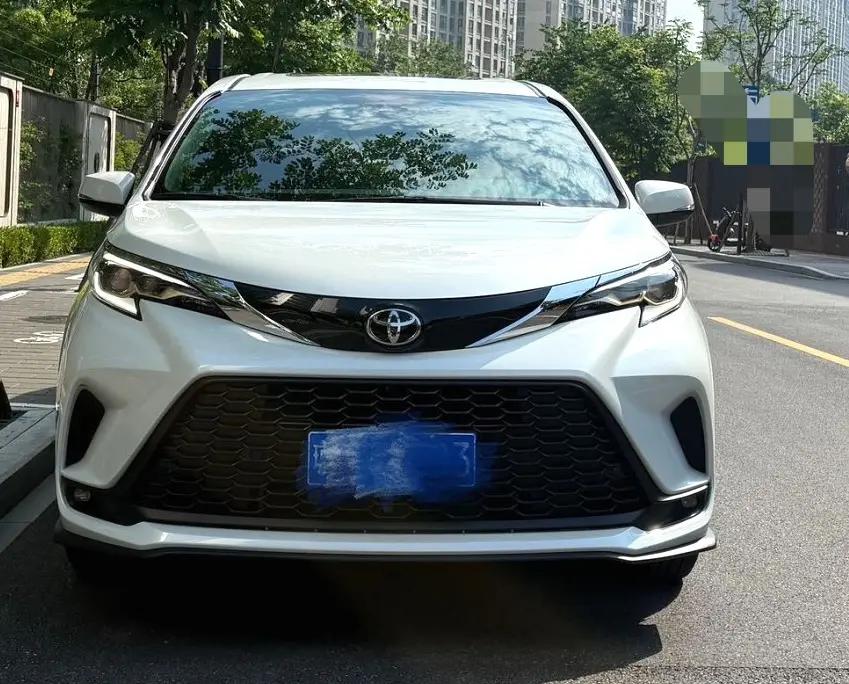Toyota 2024 Grevia HYBRID 2.5 Stepless Premium PLUS 4WD Automatic Gear 5