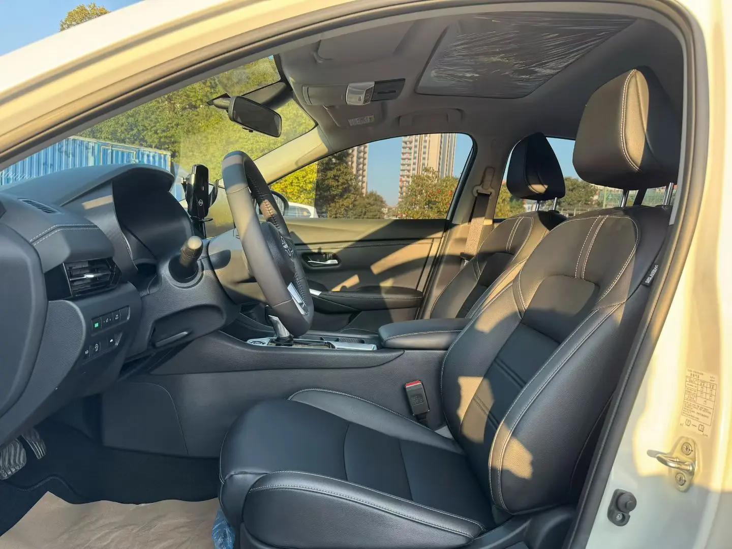 Xuanyi 2023 1.6L CVT Pleasant Edition 2