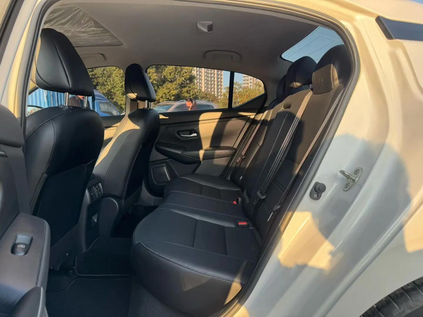 Xuanyi 2023 1.6L CVT Pleasant Edition 4