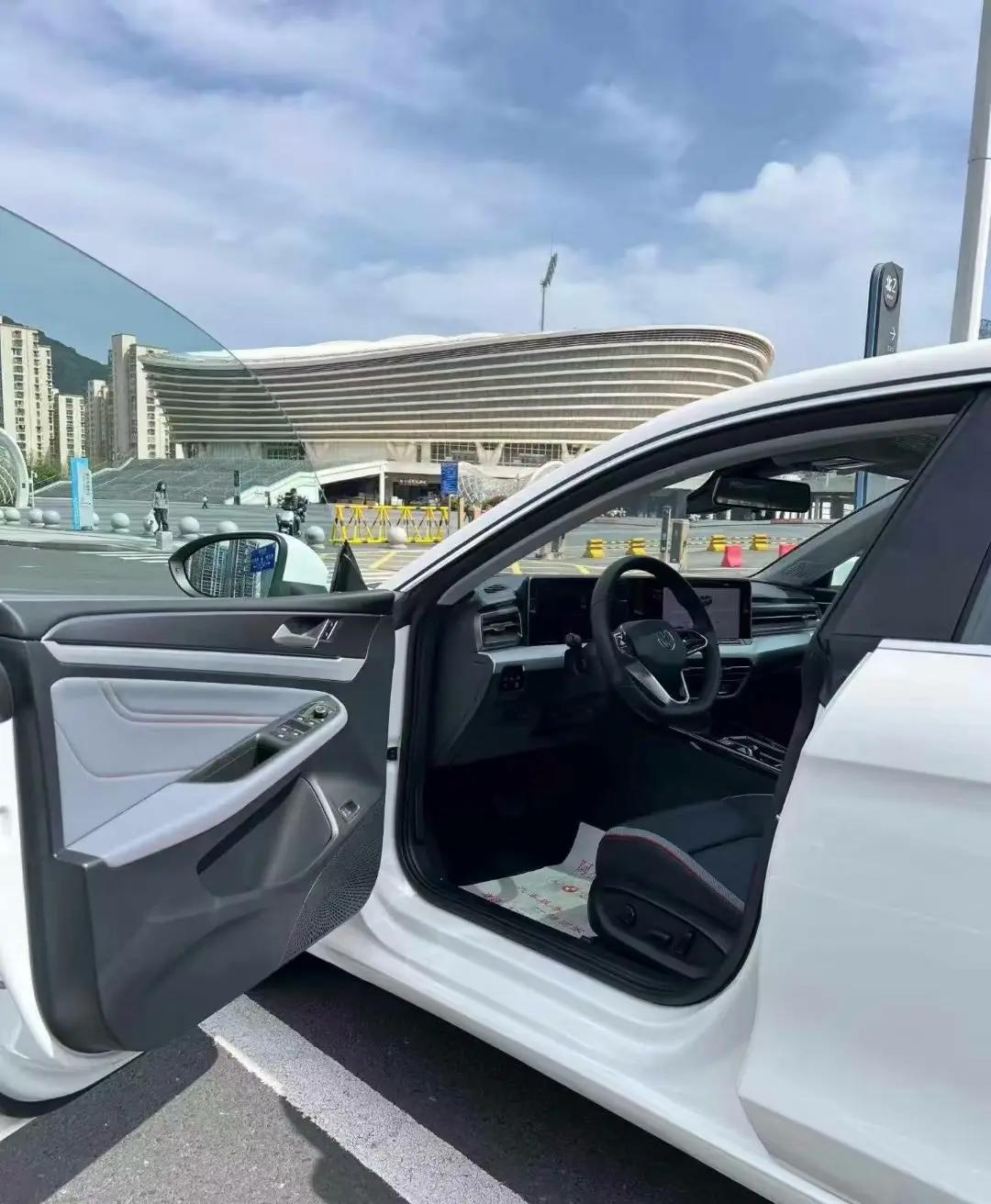 Volkswagen 2023 Lingdu L 1.4TSI 280TSI Spicy Edition Automatic 5