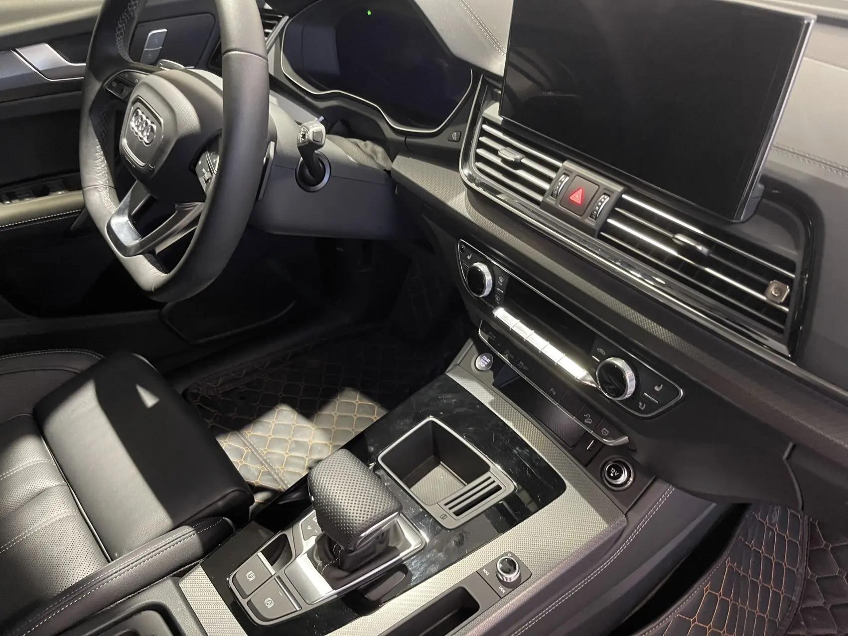 Audi 2023 Q5L 2.0TFSI 45TFSI luxury dynamic automatic transmission 2