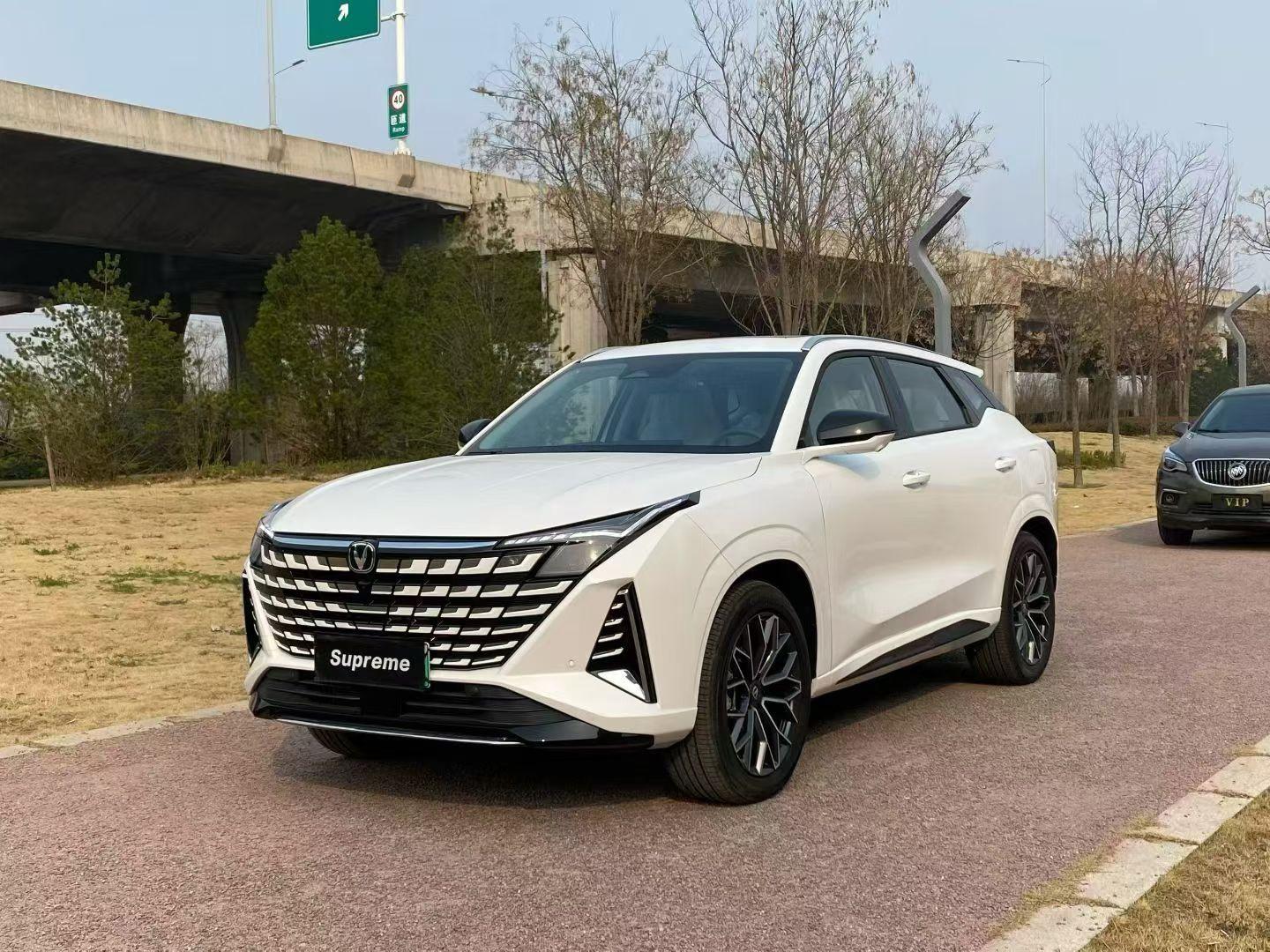 ChangAn UNI-Z 2024 Blue Whale Smart Electric iDD 125km Excellence