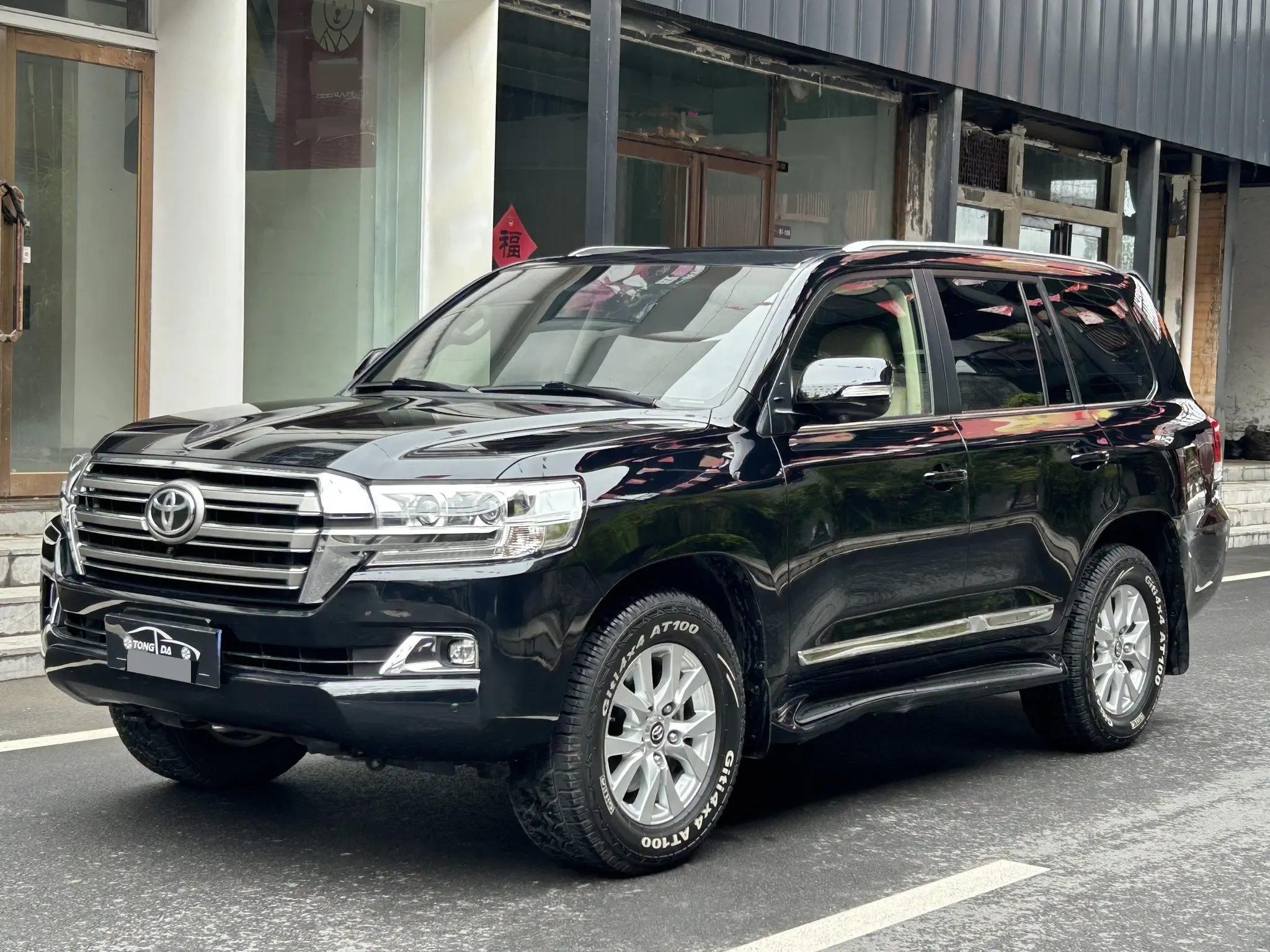 Toyota Land Cruiser (Imported) 2019 Land Cruiser 5.7 Four-wheel Drive VXR Middle East Edition Automatic Gear