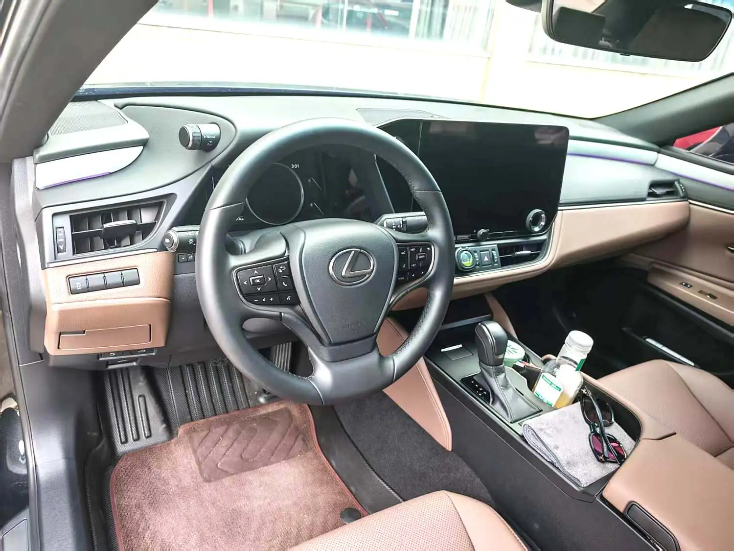 Lexus ES 2022 200 Excellence Edition 8