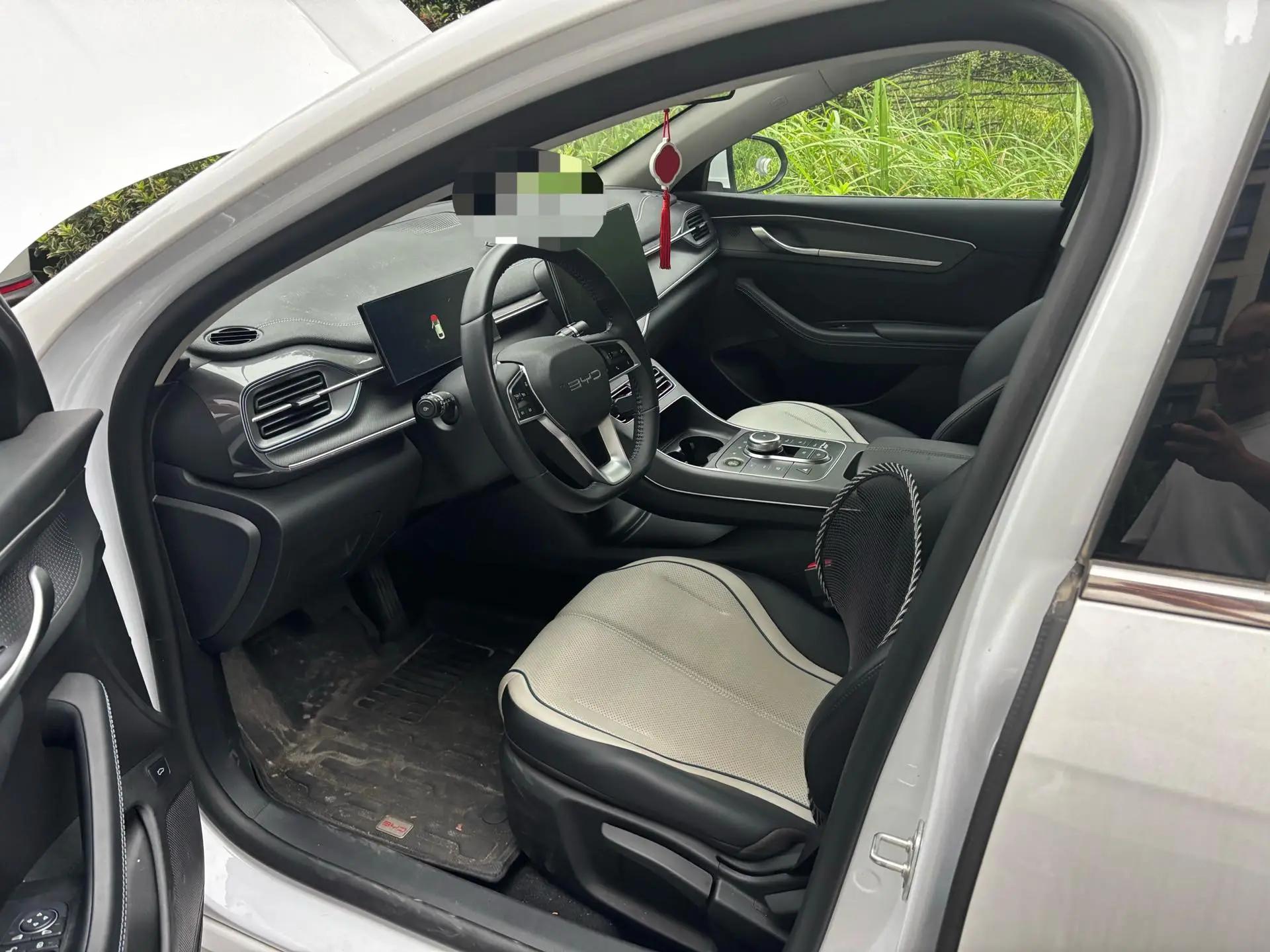 BYD 2024 Destroyer 05 DM-i 1.5 CVT Glory Edition 55KM Luxury Automatic 2