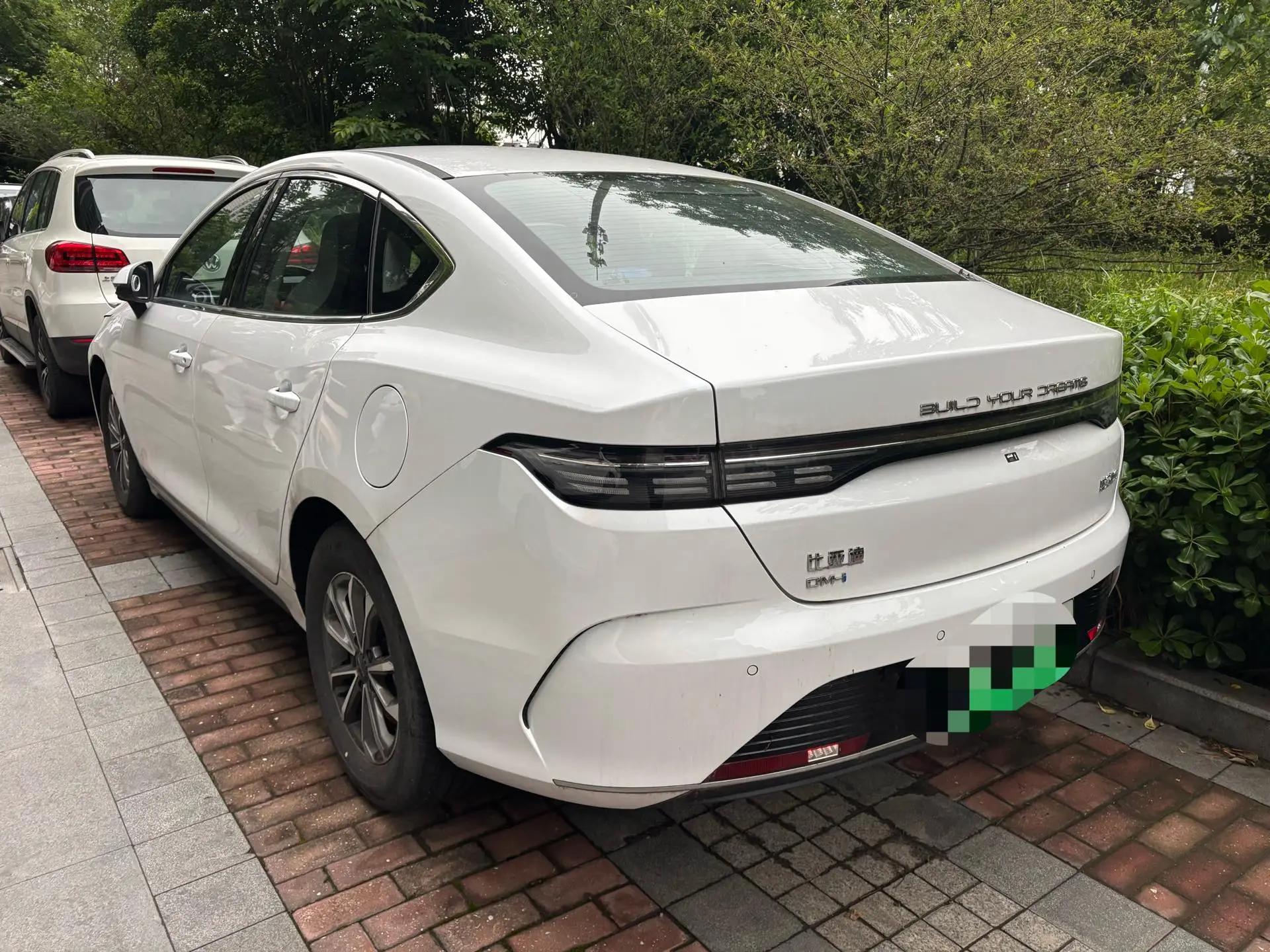 BYD 2024 Destroyer 05 DM-i 1.5 CVT Glory Edition 55KM Luxury Automatic 5