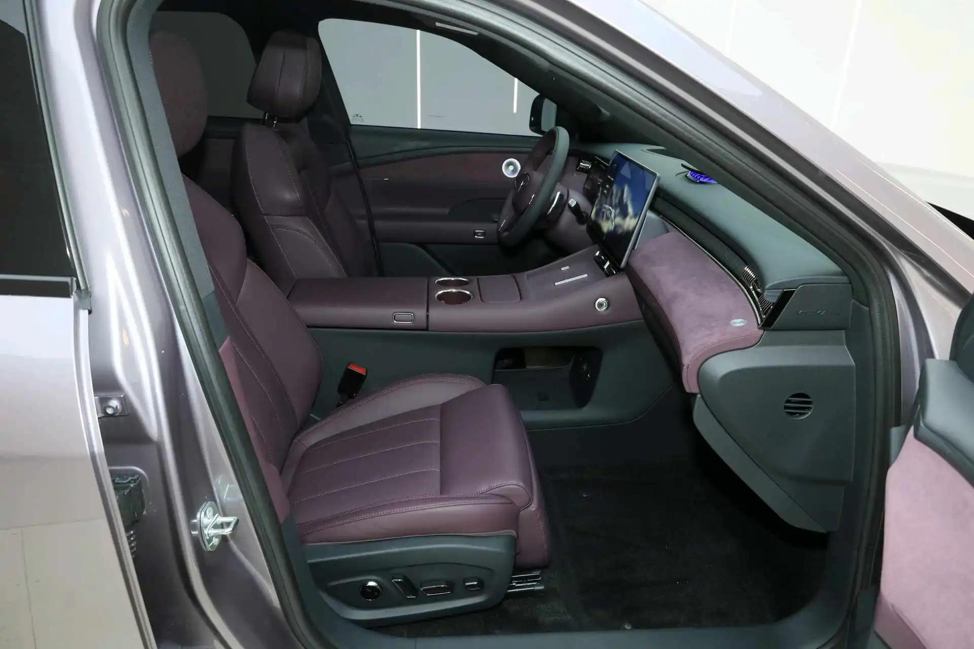 Voyah 2025 Model FREE Four-Wheel-Drive Gan Kun Edition Automatic 2