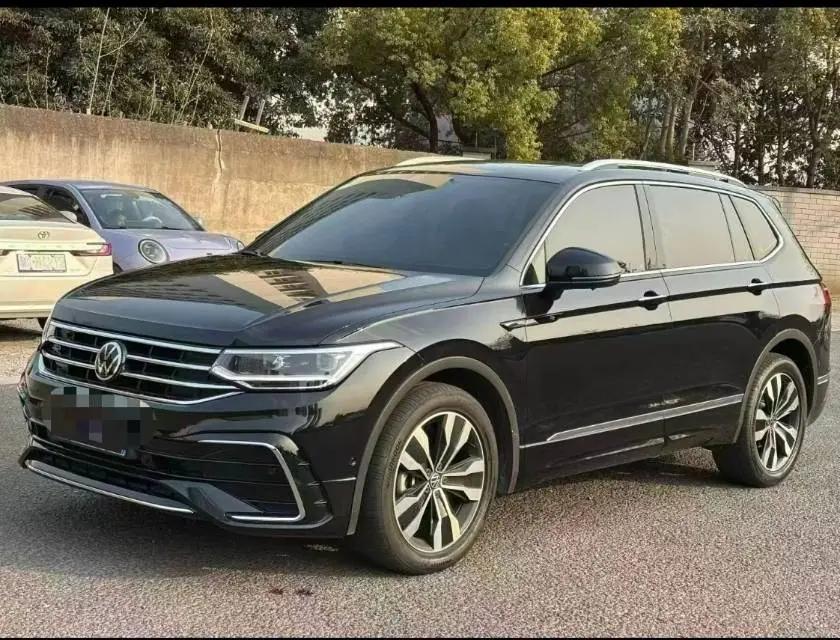 Tiguan L 2023 330TSI Automatic Two-Drive R-Line Enjoy Edition