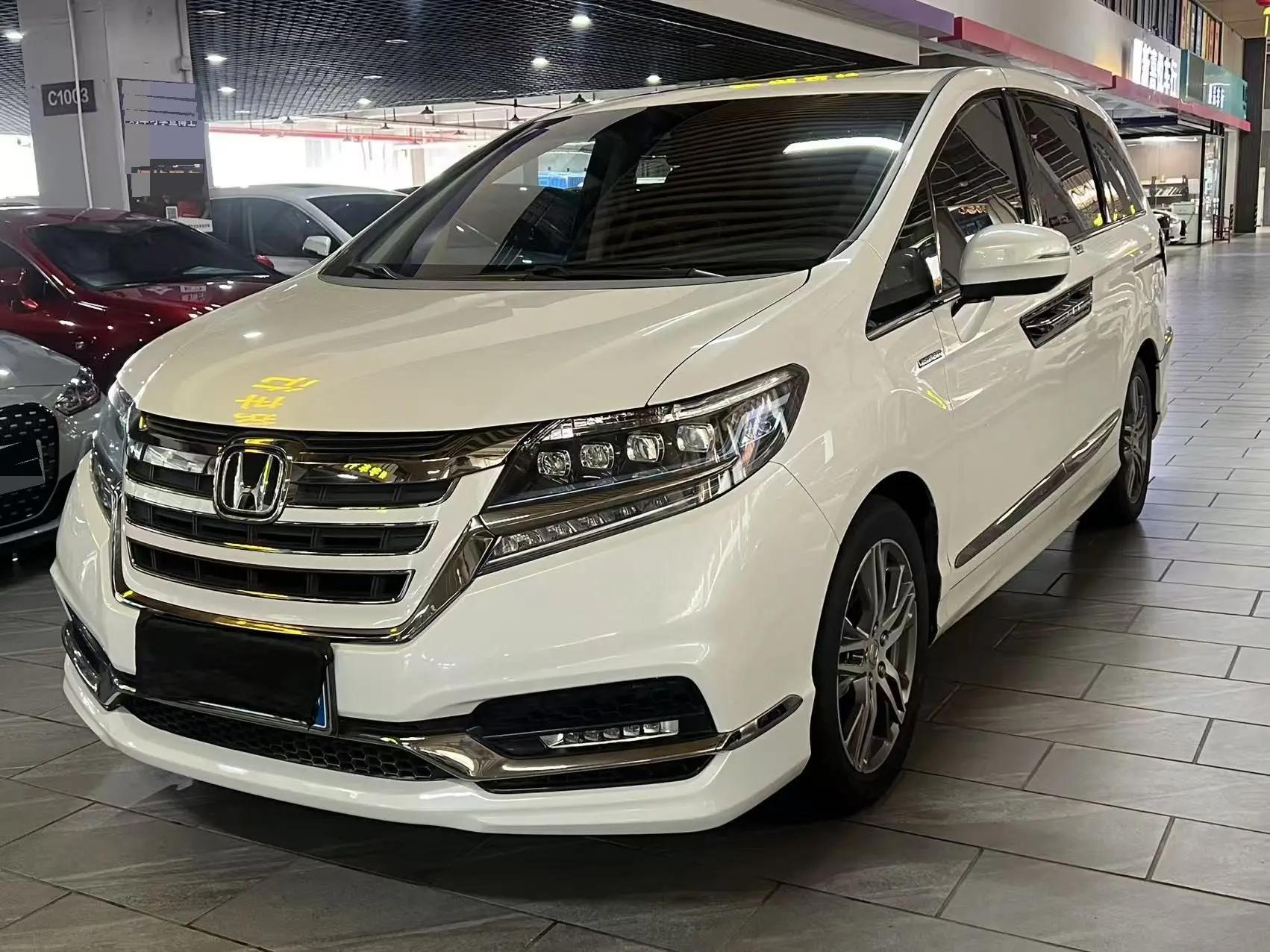 Elyson 2019 2.0L Hybrid Deluxe Edition