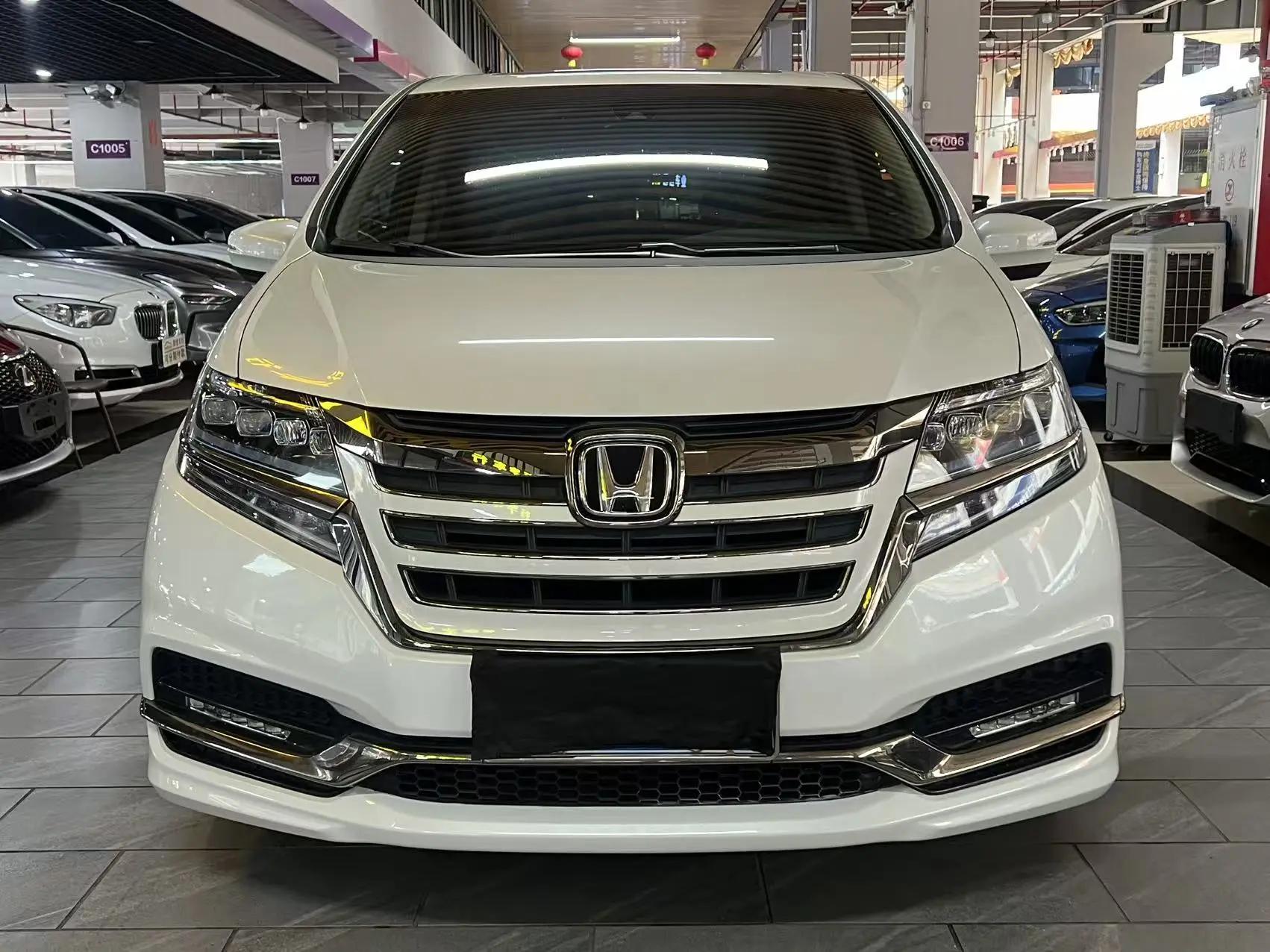 Elyson 2019 2.0L Hybrid Deluxe Edition 2