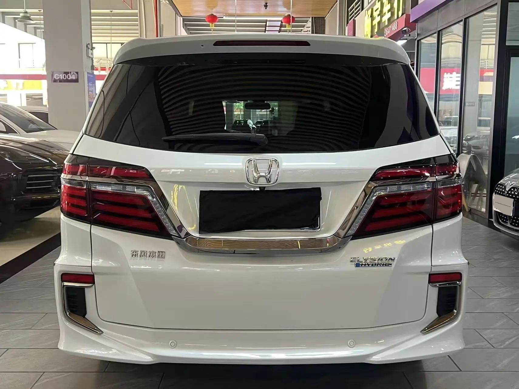 Elyson 2019 2.0L Hybrid Deluxe Edition 3