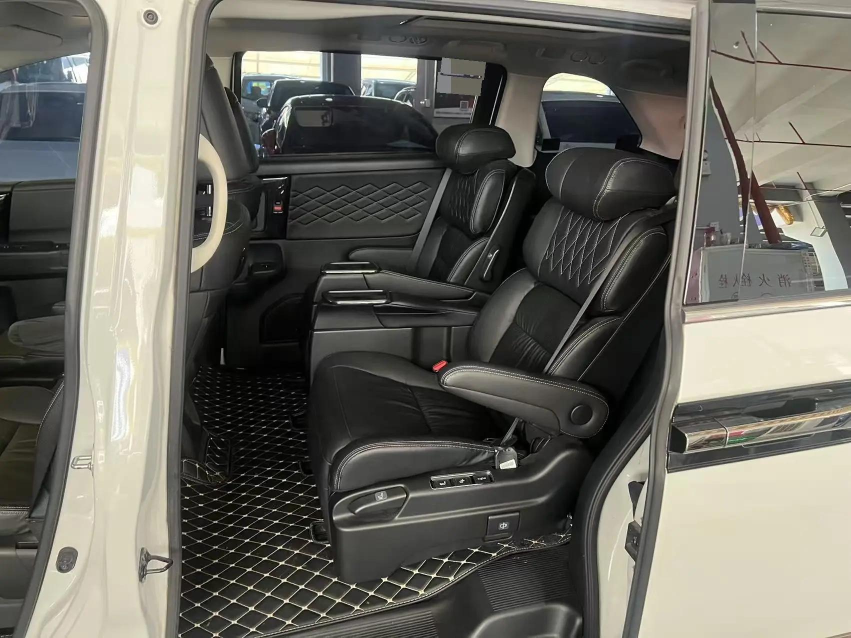 Elyson 2019 2.0L Hybrid Deluxe Edition 6