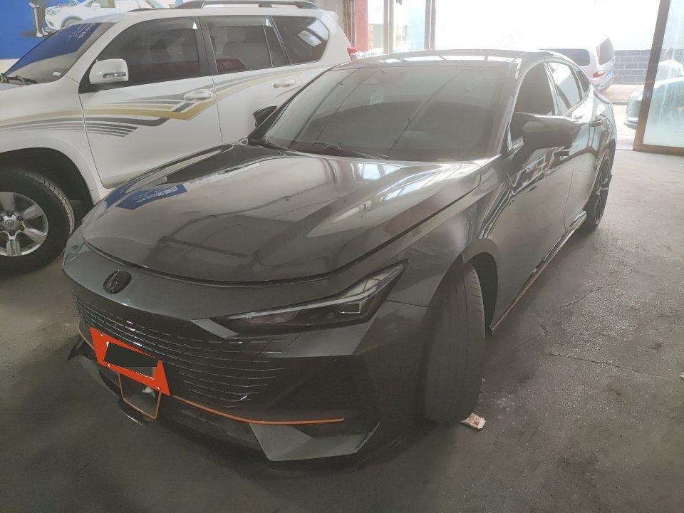 Open image lightbox: ChangAn 2023 UNI-V 1.5T Sport Edition Automatic