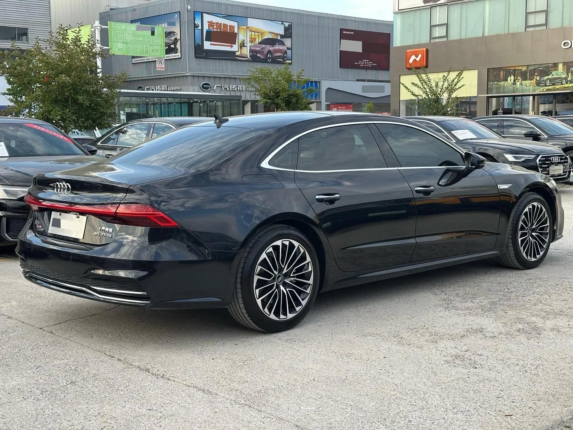 Audi 2024 A7L 2.0TFSI 45TFSI Luxury Automatic 12