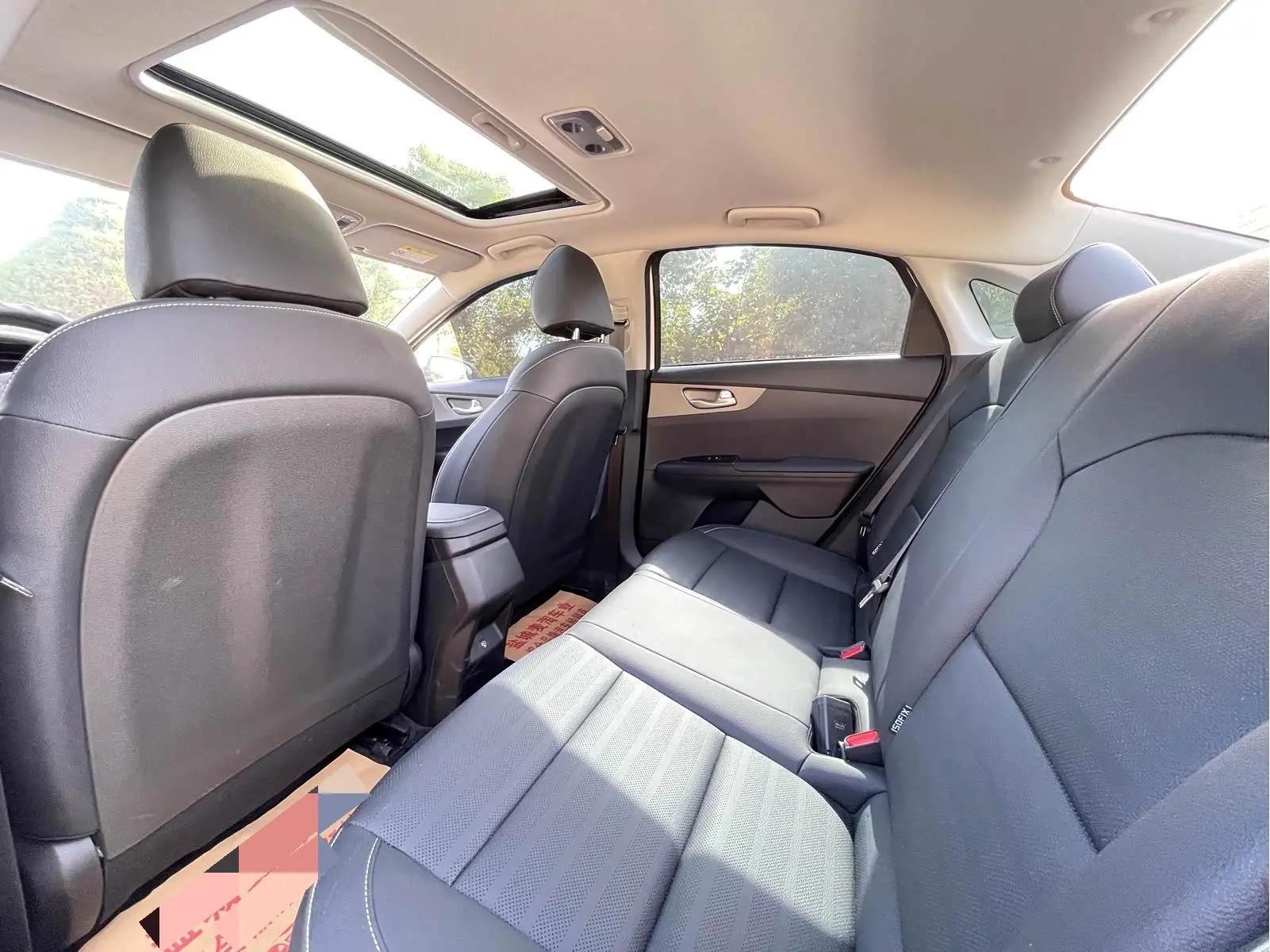 Kia K3 2024 1.5L CVT Comfort Premium Edition 6
