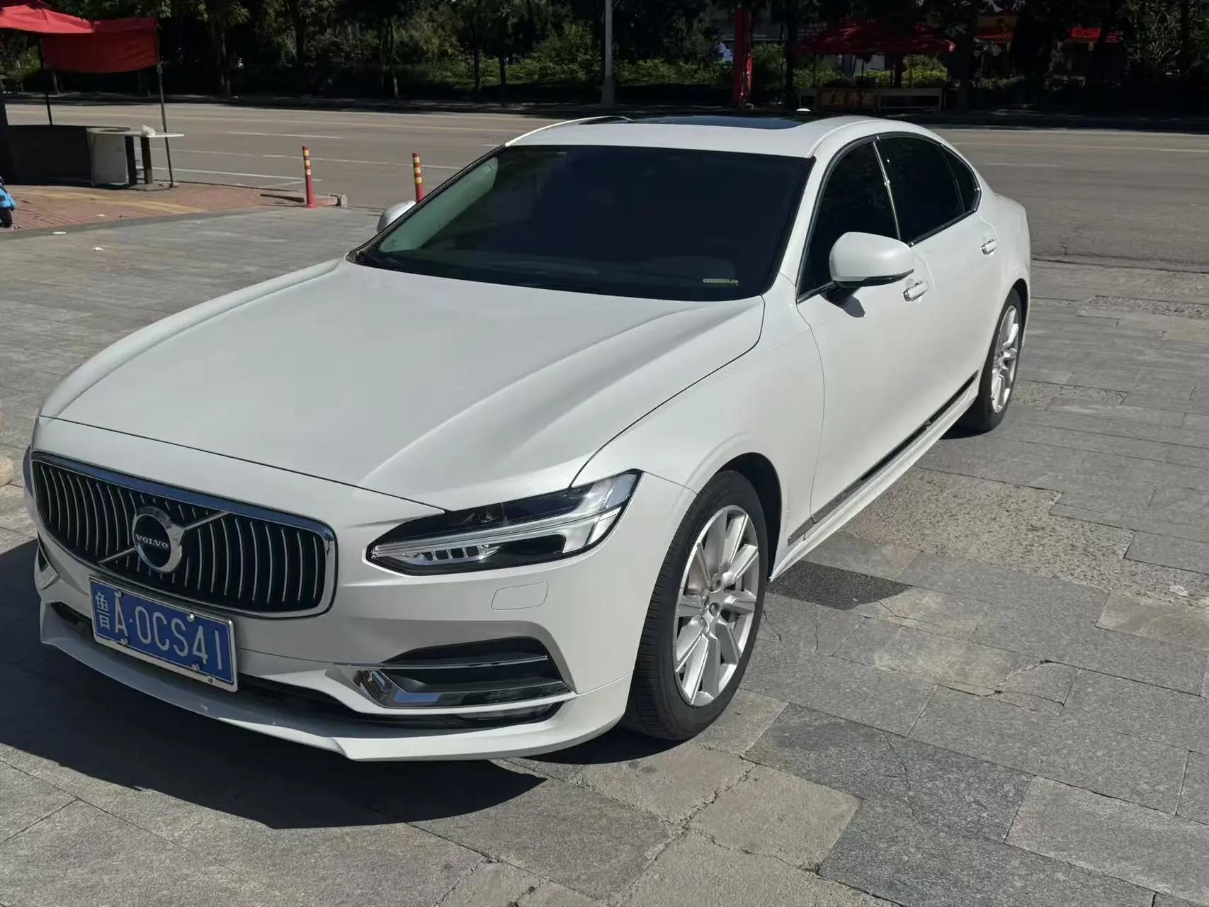 Volvo S90 2020 T5 Zhiyuan Deluxe Edition