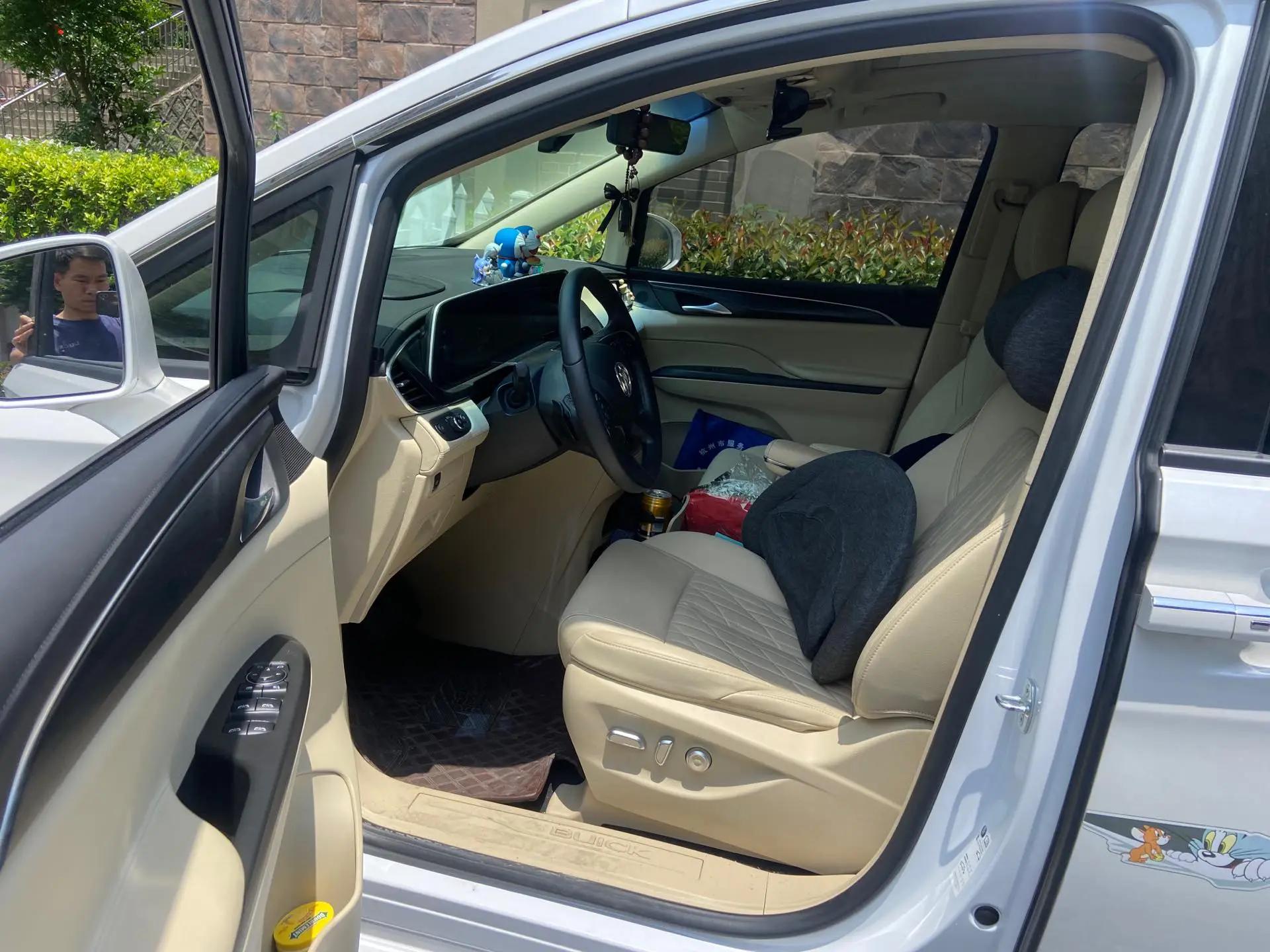 Buick GL8 2023 ES Land Noble 653T Luxury Model 2