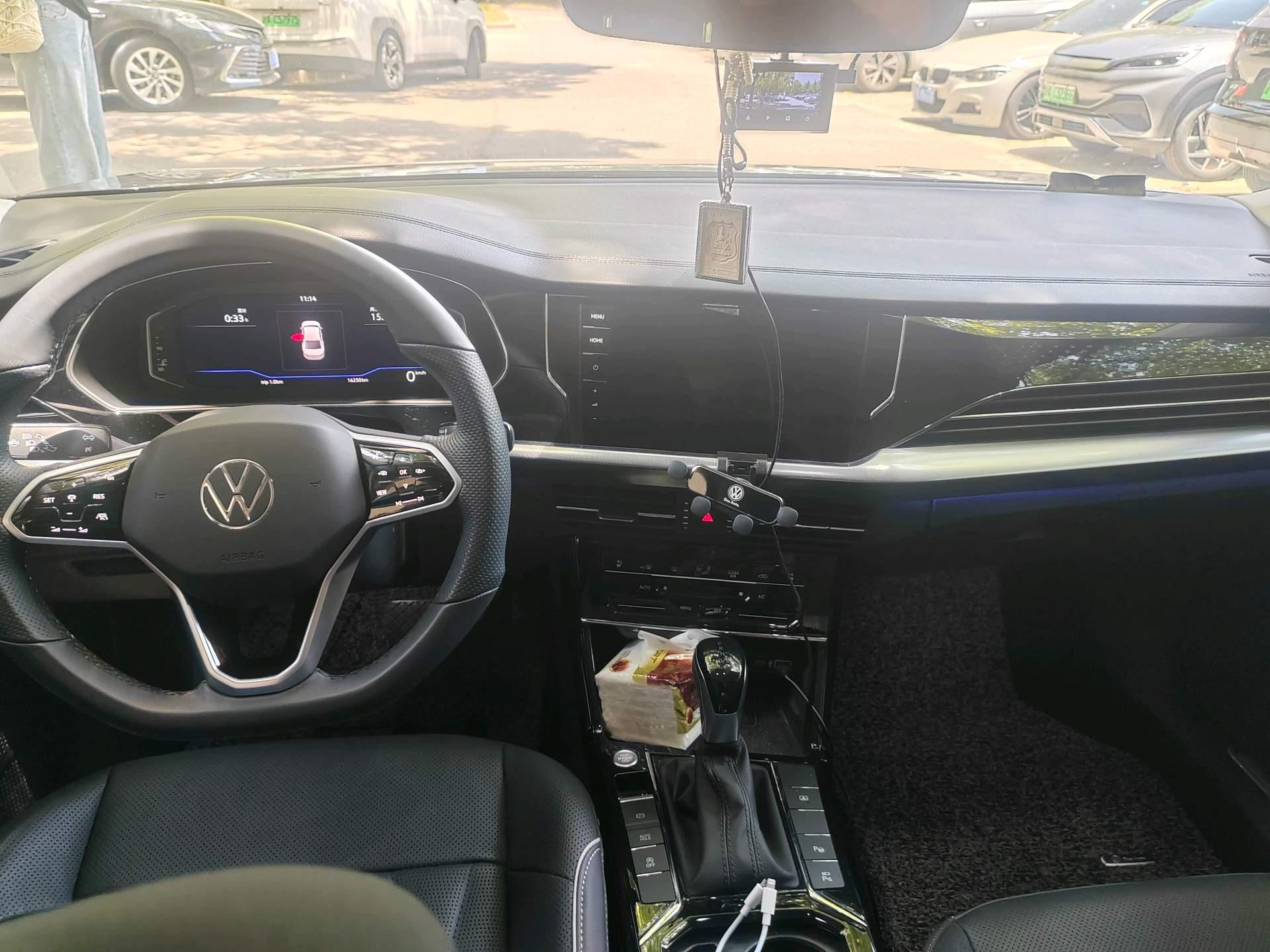 Passat 2022 330TSI Premium Edition 4