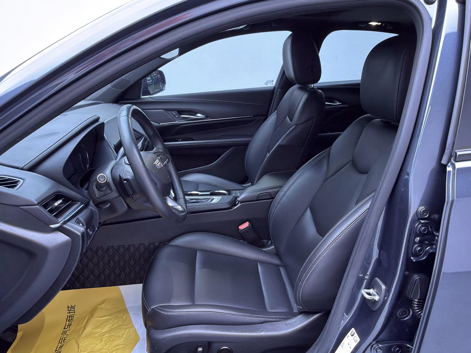 Cadillac CT4 2021 28T fashion model 6