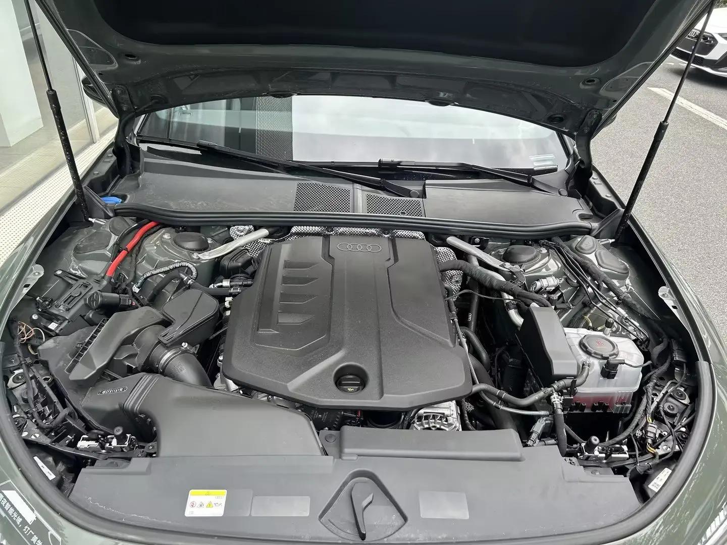 Audi A5L 2026 2.0T Sports Edition quattro 8