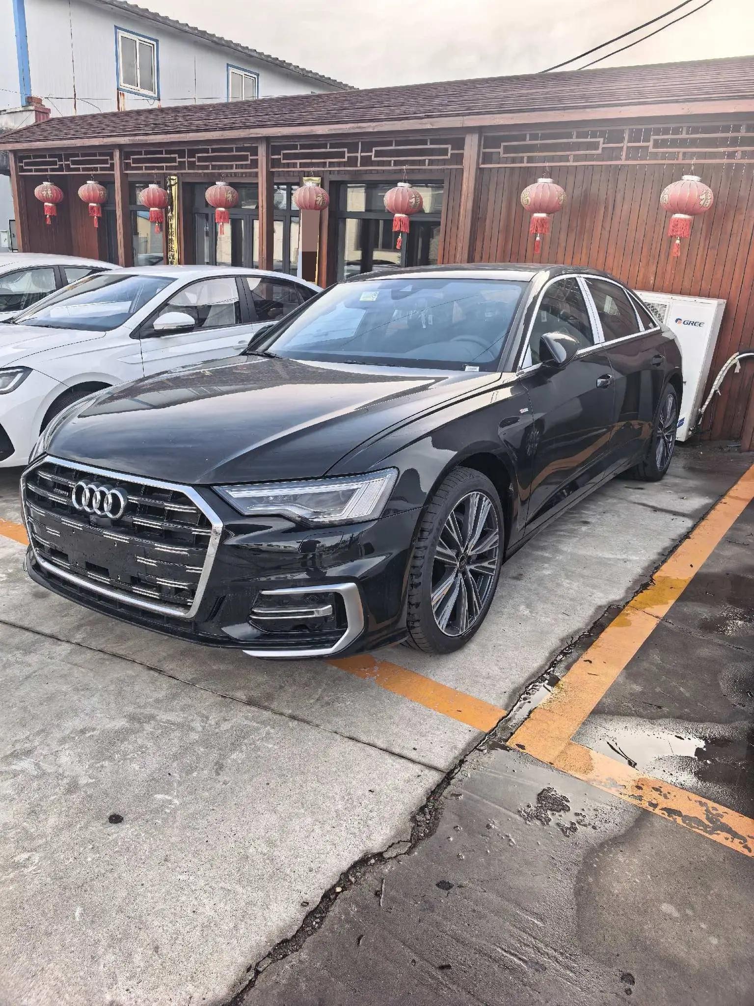 Audi 2026 A6L 2.0TFSI 45TFSI Quattro Selected Dynamic Automatic