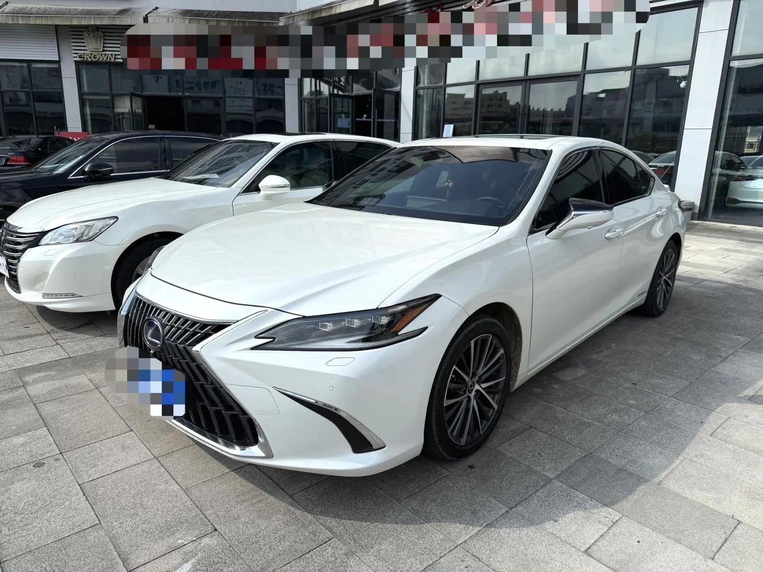 Lexus ES 2021 300h Premium Edition