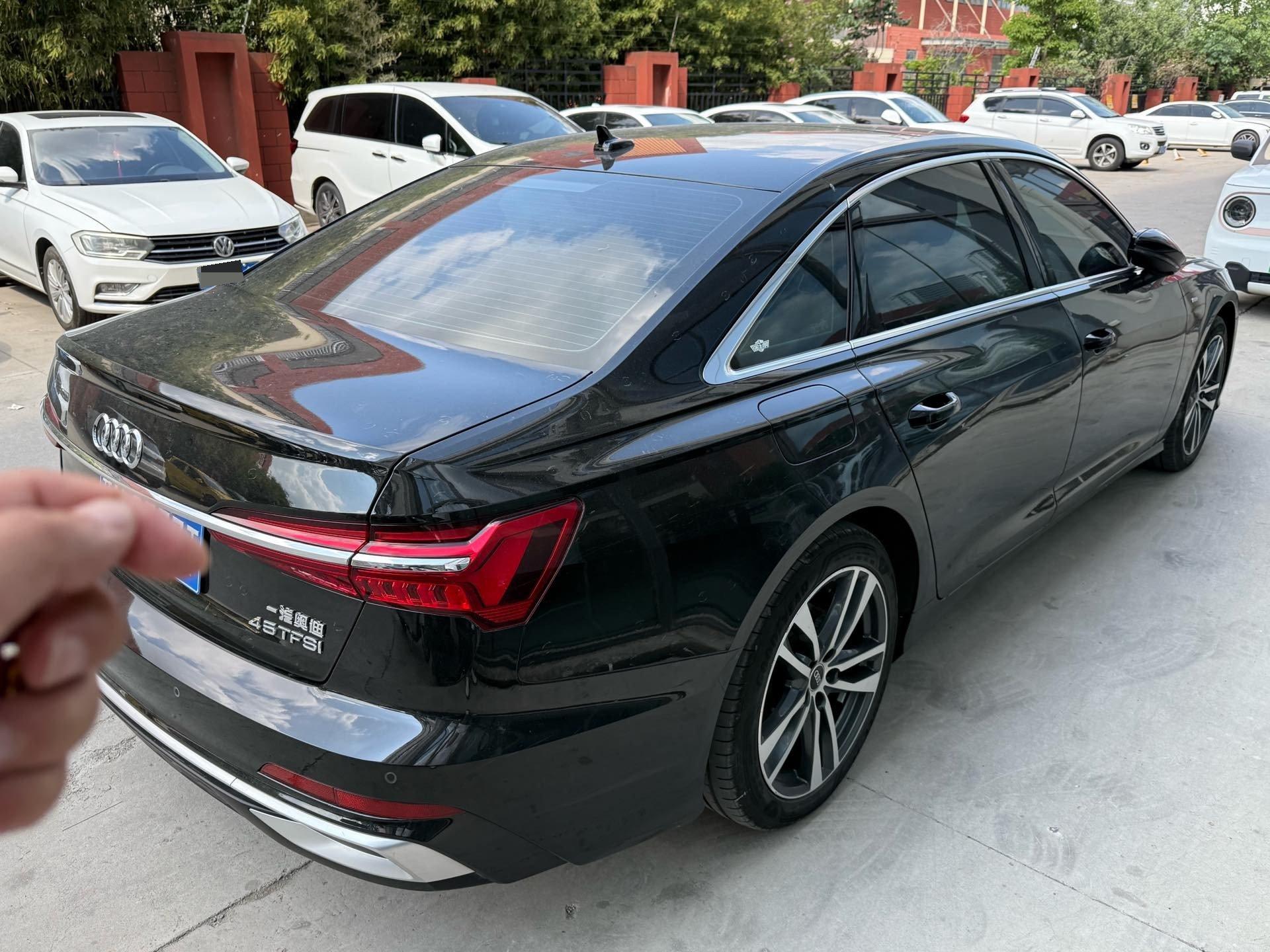 Audi A6L 2022 model facelift 40 TFSI luxury dynamic model 3