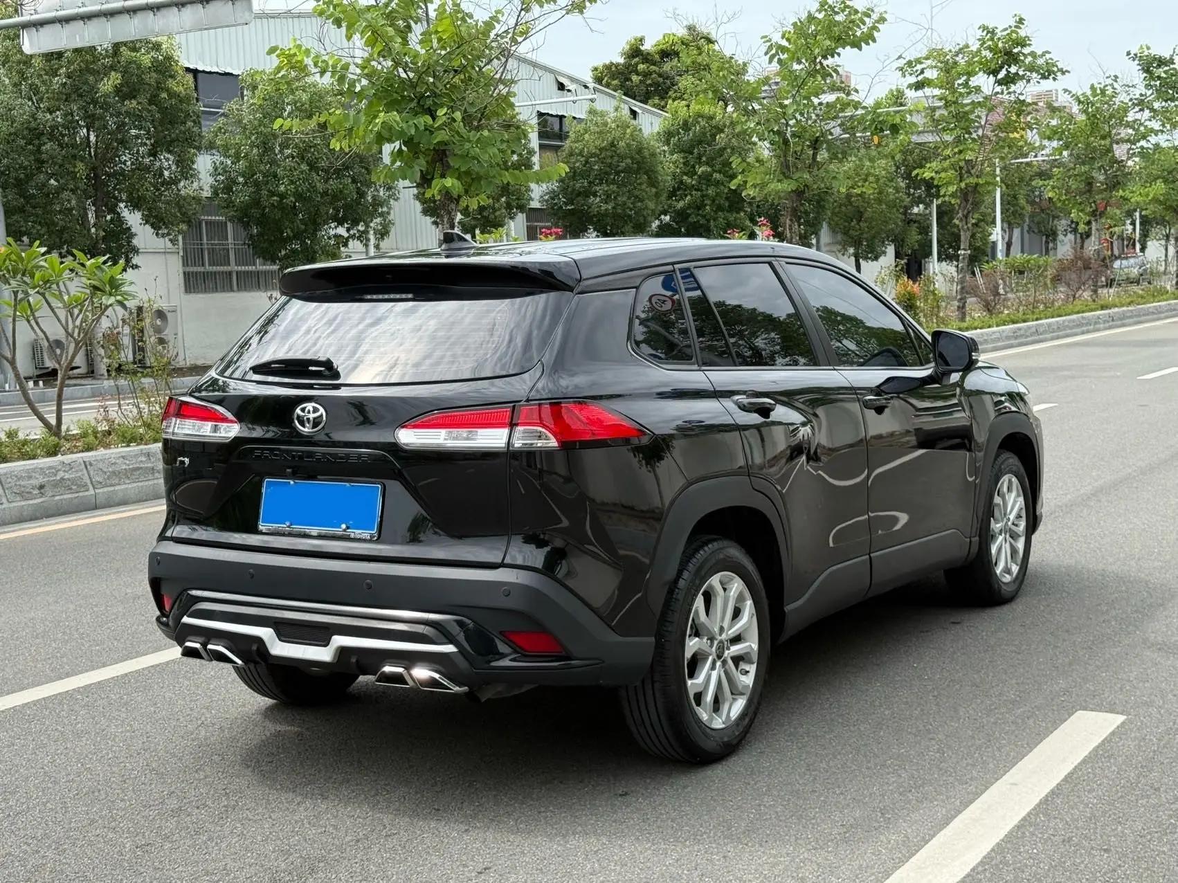 Toyota 2023 Frontlander 2.0 CVT Leading Edition Automatic 3
