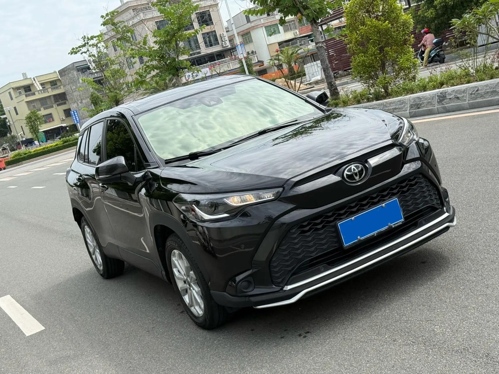 Toyota 2023 Frontlander 2.0 CVT Leading Edition Automatic 5