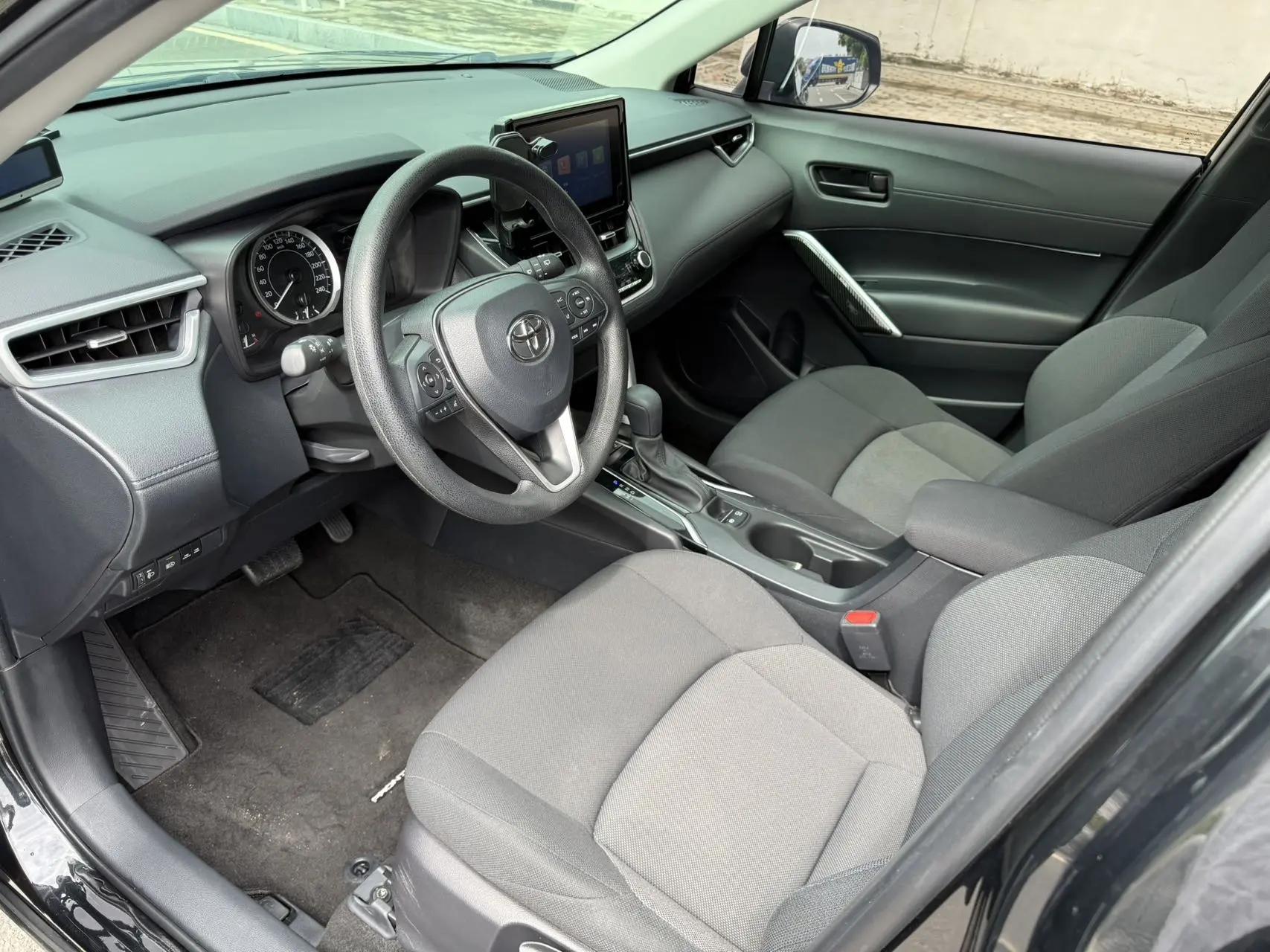 Toyota 2023 Frontlander 2.0 CVT Leading Edition Automatic 9