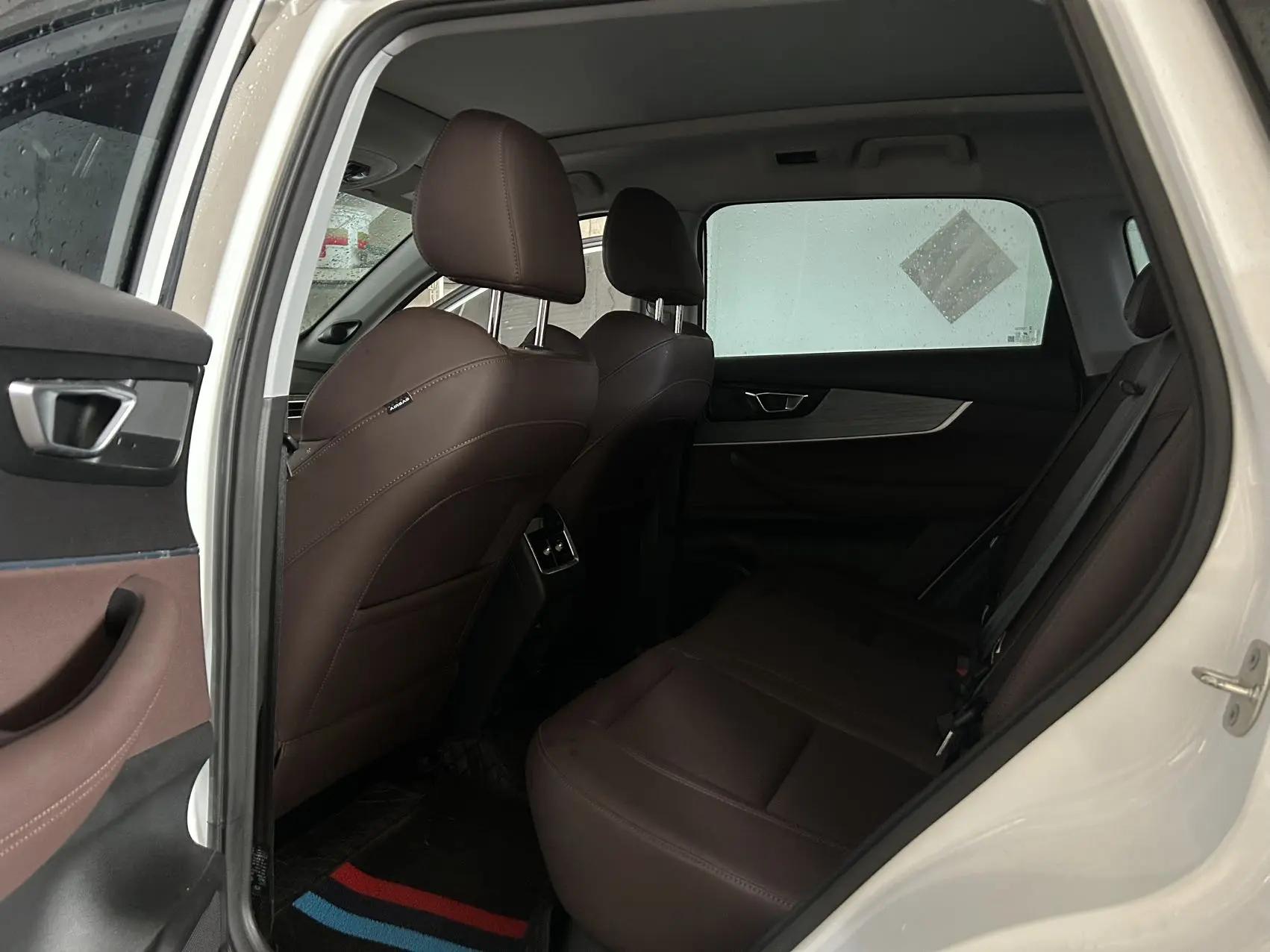 Ruihu 7 2024 1.5T CVT Premium Edition 7