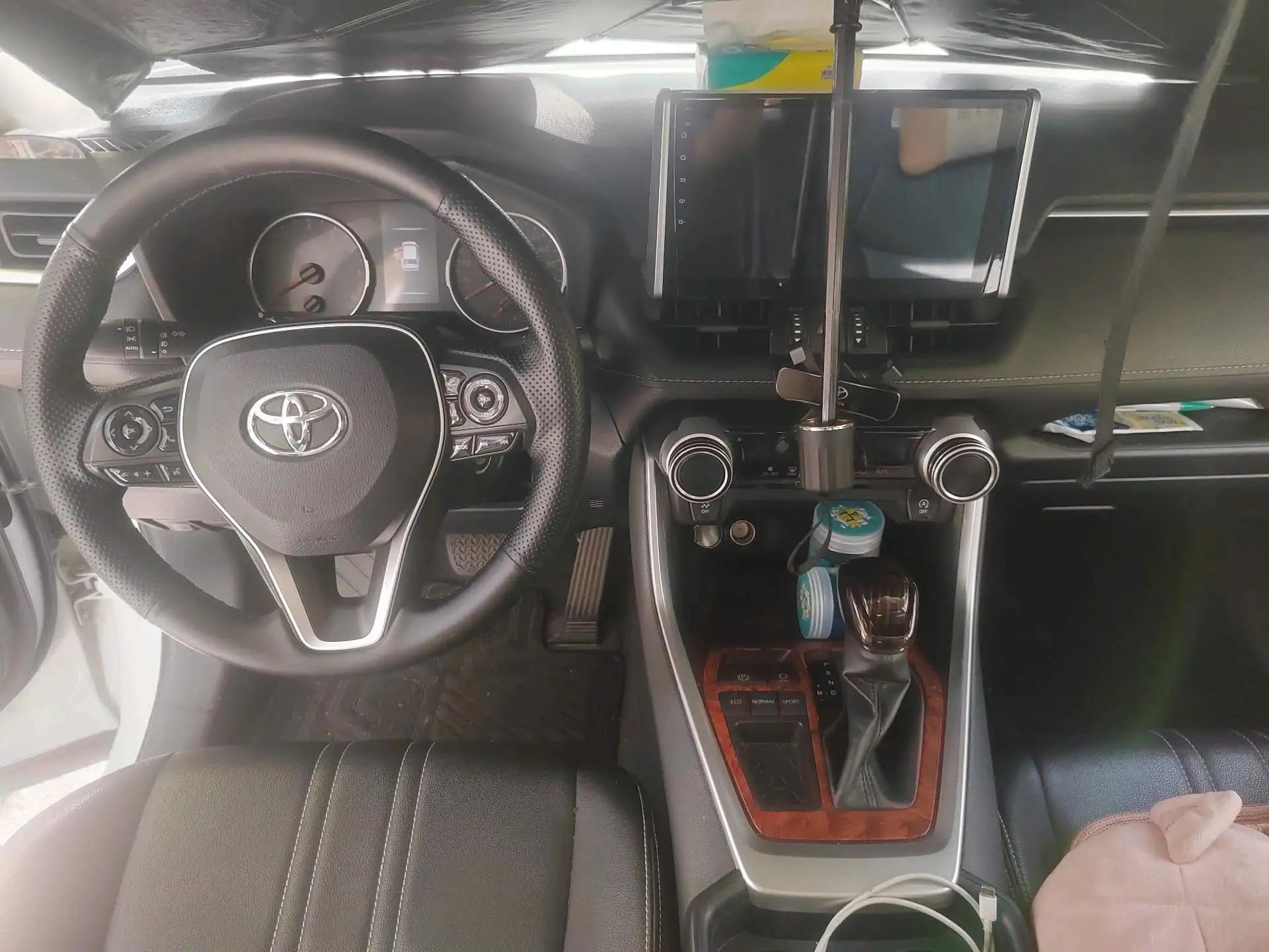RAV4 RongFang 2021 2.0L CVT Two-Drive Urban Edition 3