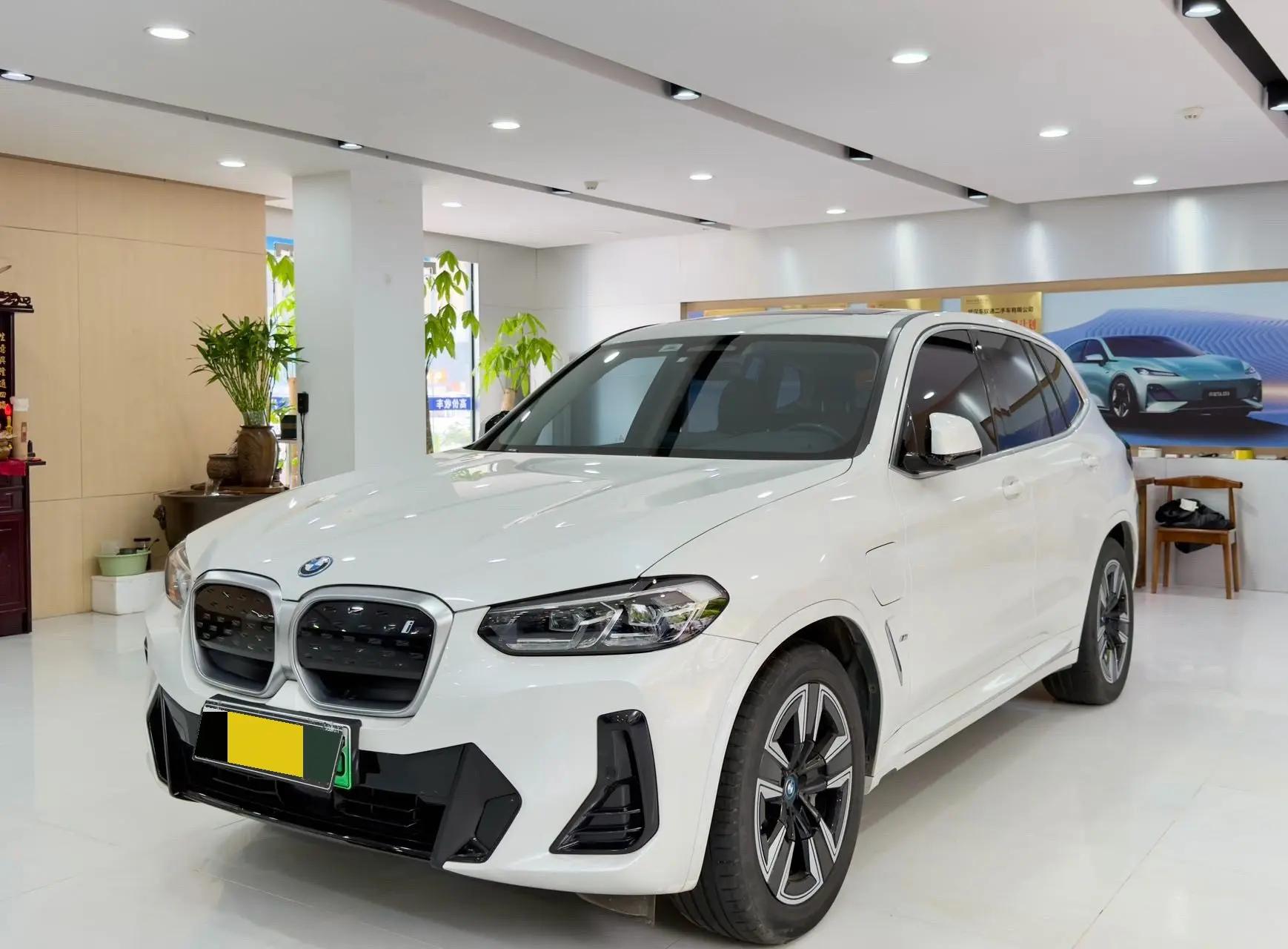BMW iX3 2022 model change leading model